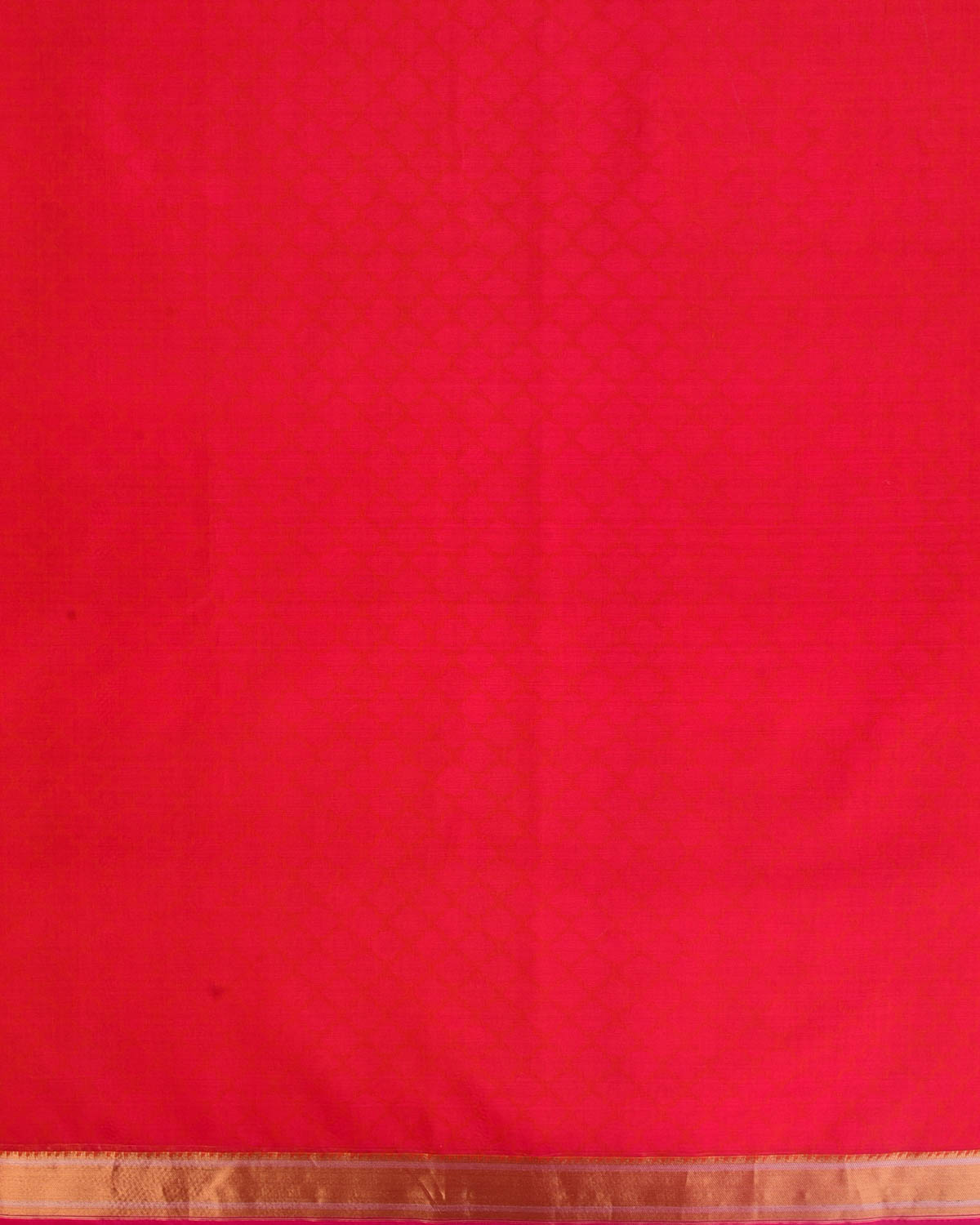 Shot Pink Banarasi Watermark Moroccon Grids Tanchoi Handwoven Kora Silk Saree with Gold Zari Border Pallu-HolyWeaves