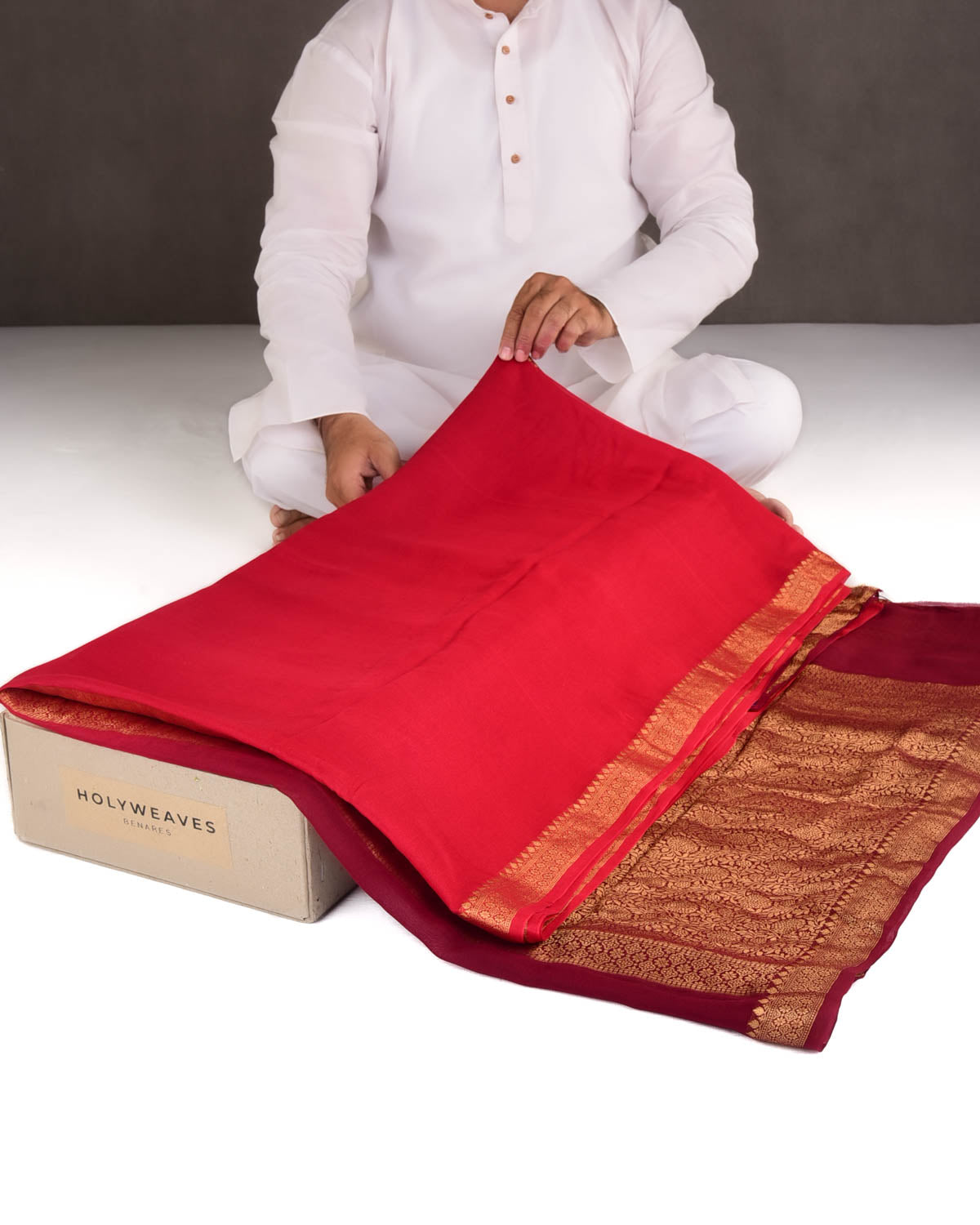 Ombre Maroon Gold Zari Border Pallu Brocade Woven Khaddi Georgette Banarasi Saree-HolyWeaves