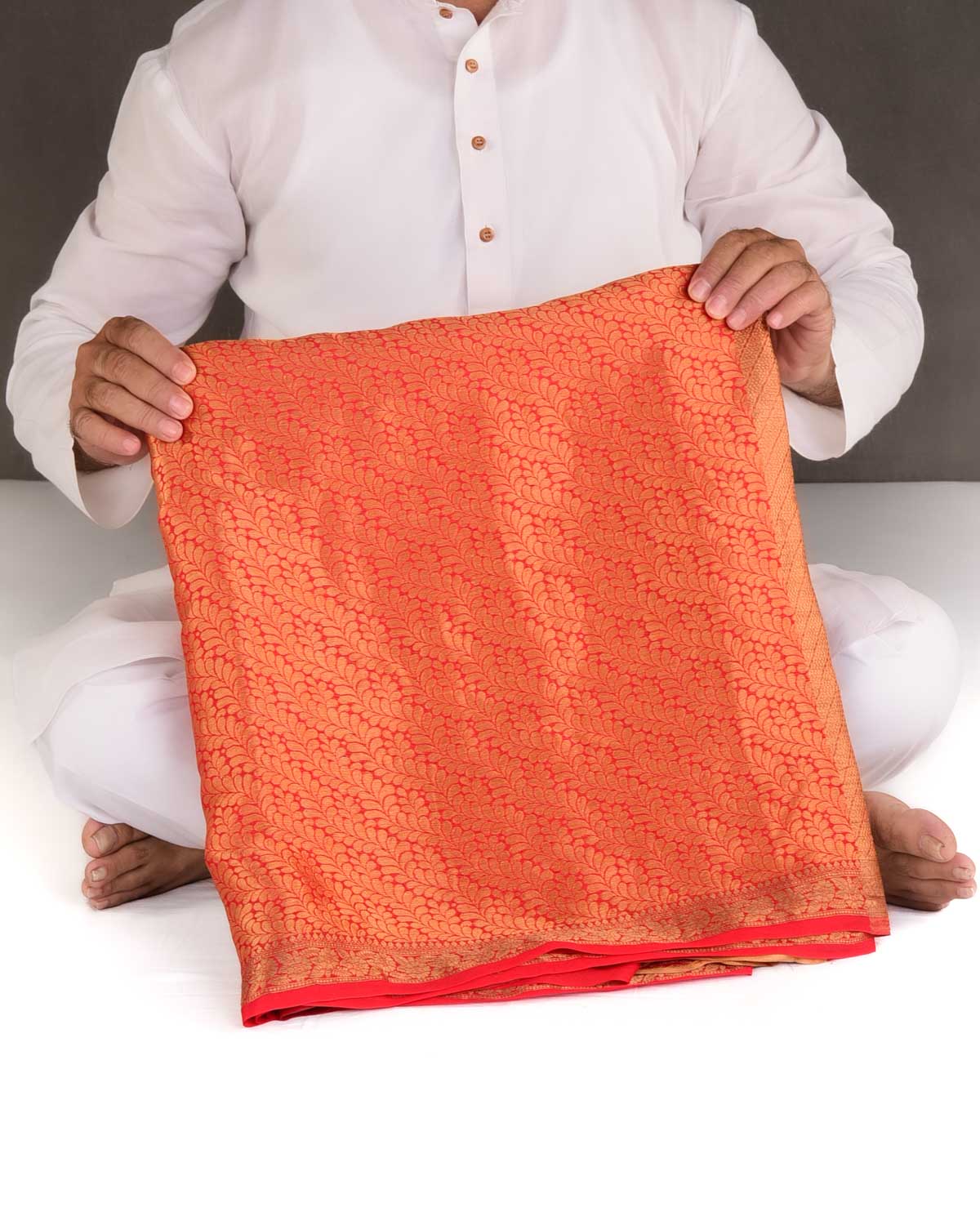 Ombre Pink-Red Gold Zari Leaves Jaal Brocade Woven Khaddi Georgette Banarasi Saree-HolyWeaves