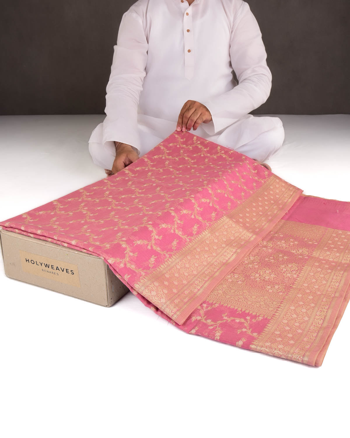 Mauve Gold Zari Vines Cutwork Brocade Woven Art Cotton Silk Banarasi Saree-HolyWeaves