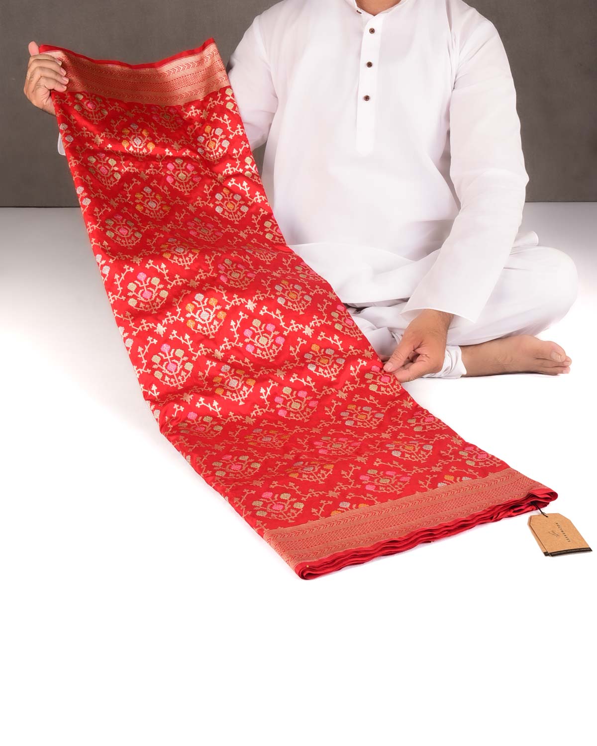 Red Tehra Floral Jaal Cutwork Brocade Handwoven Katan Silk Banarasi Saree-HolyWeaves