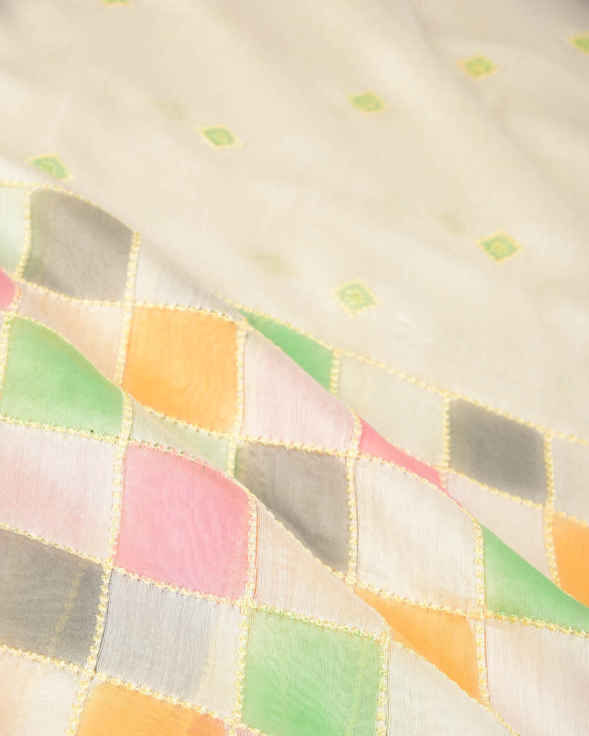 Ivory White Chequered Hand Brush Dye Brocade Cotton Silk Banarasi Saree with Green Border Pallu-HolyWeaves
