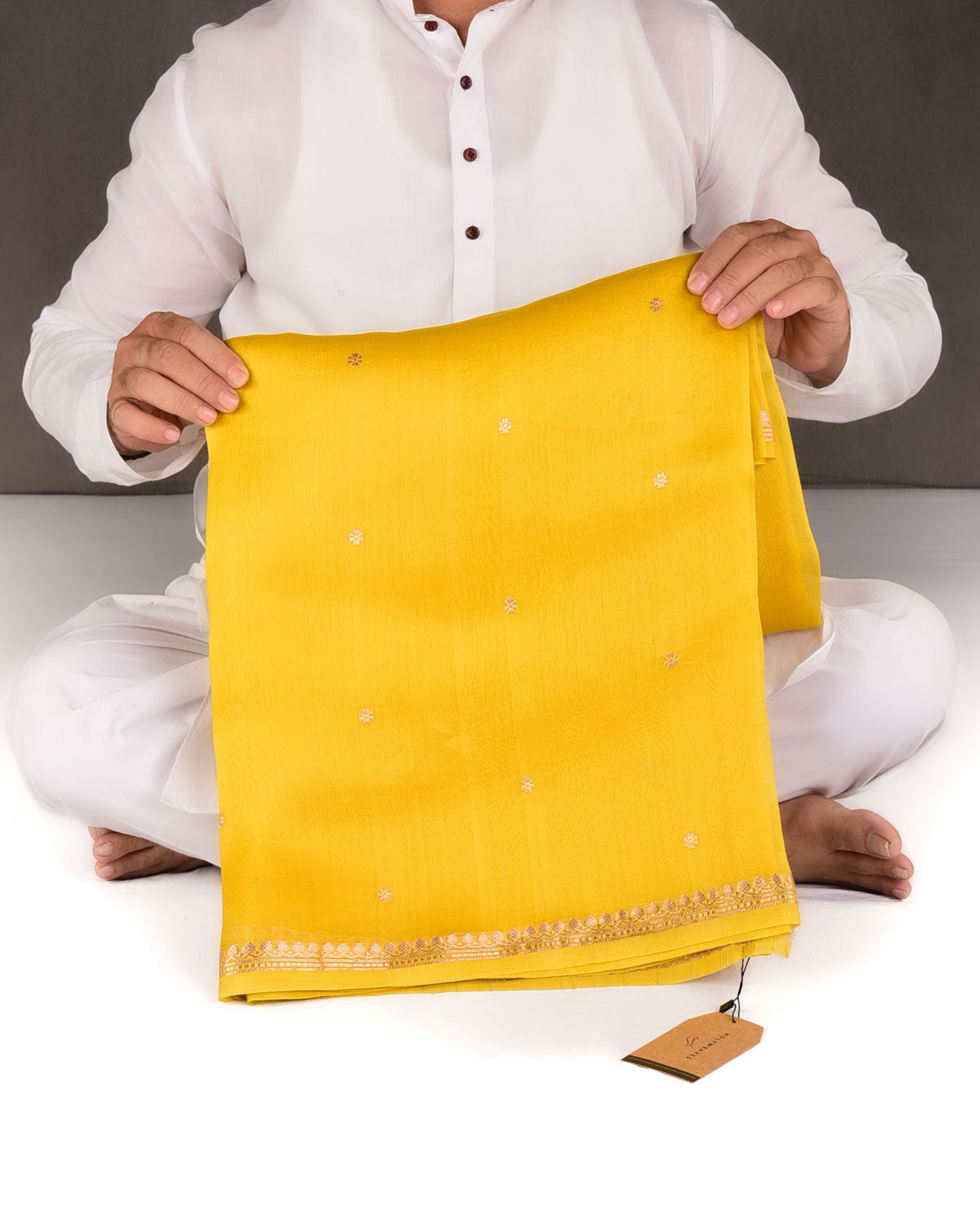 Yellow Gold Zari Kadhuan Buti Kadhuan Brocade Handwoven Kora Silk Banarasi Saree