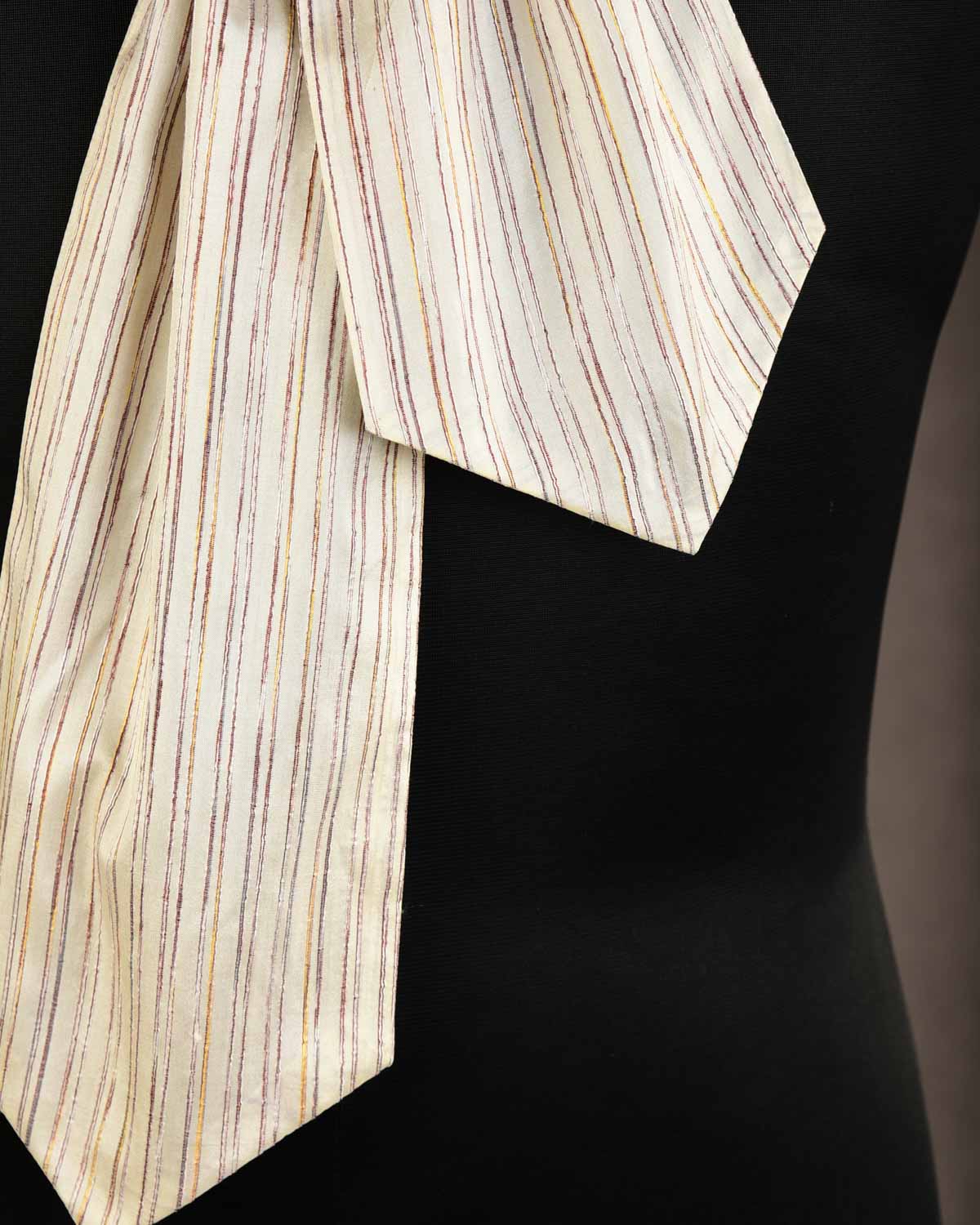 Cream Handwoven Silk Ascot Tie-HolyWeaves