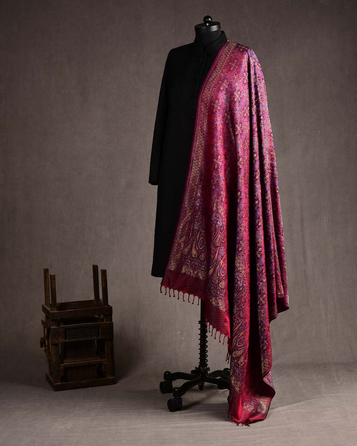 Mauve Maroon Tehra Jamawar Brocade Handwoven Katan Silk Banarasi Dupatta-HolyWeaves