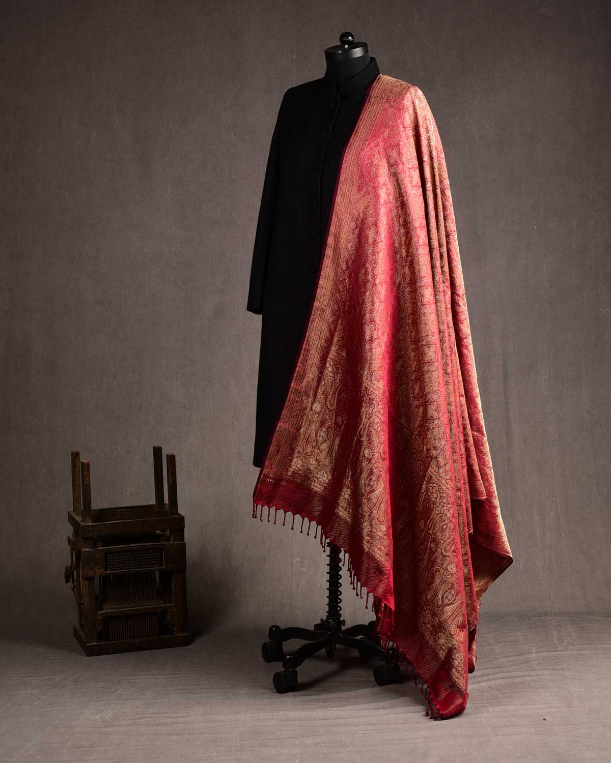 Metallic Maroon Tehra Jamawar Brocade Handwoven Katan Silk Banarasi Dupatta-HolyWeaves