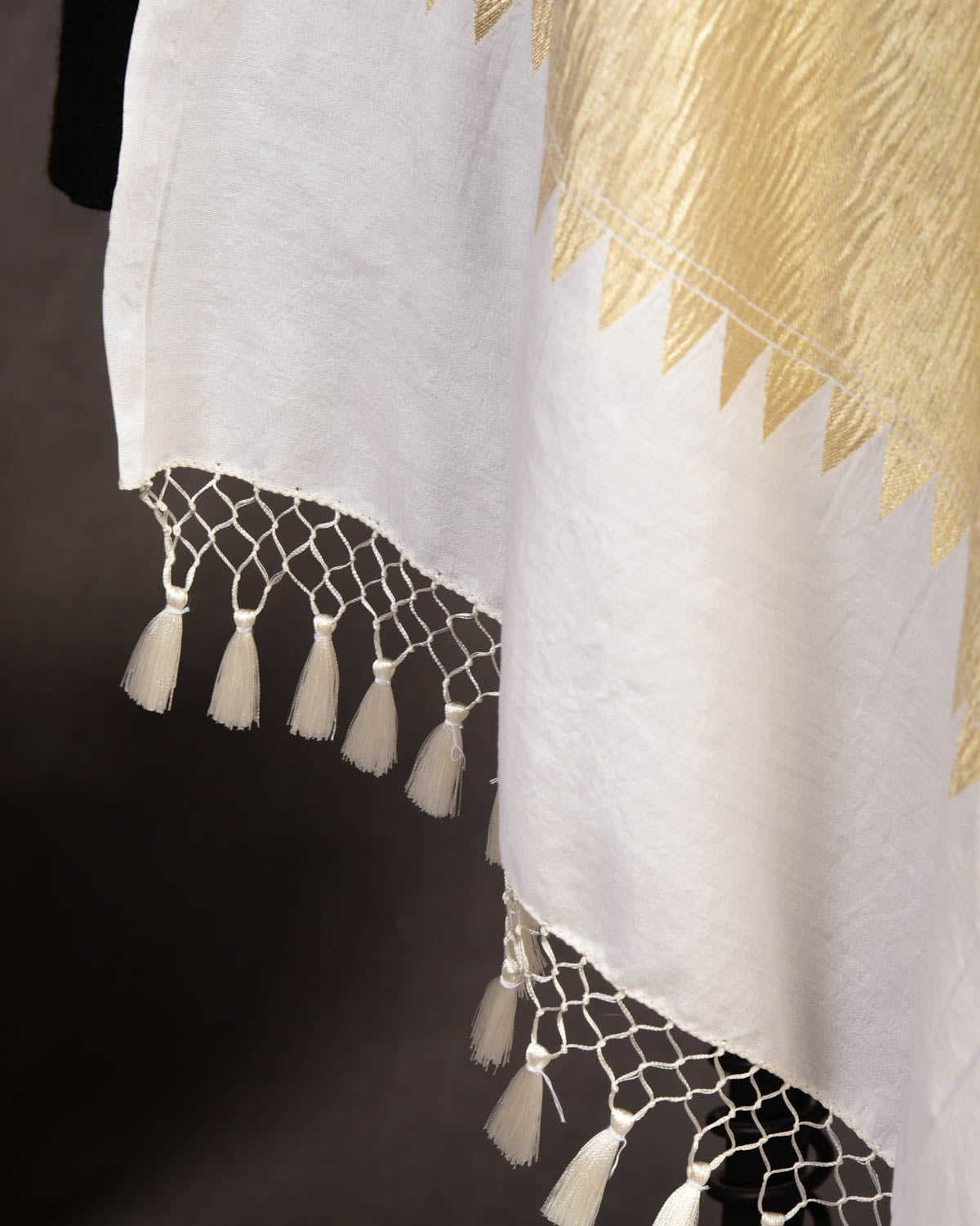 White Gold Zari Asharfi Buti Cutwork Brocade Handwoven Muga Silk Banarasi Dupatta-HolyWeaves