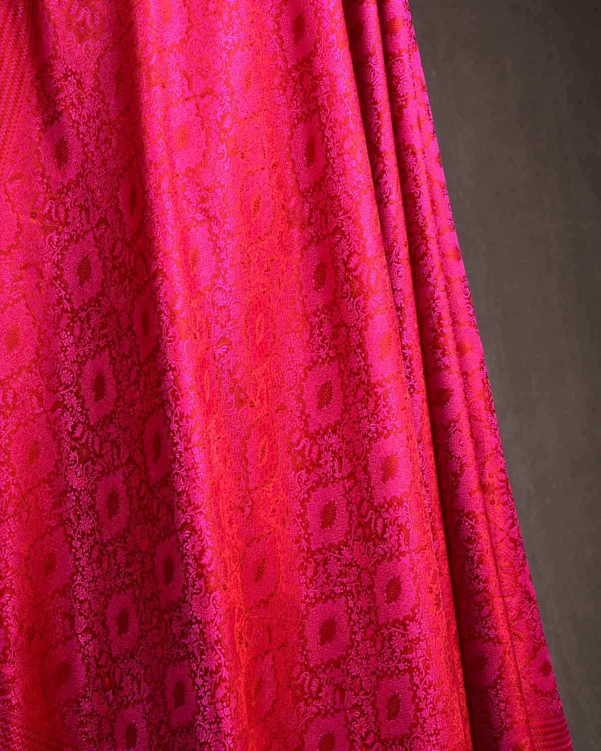 Shot Red-Pink Damask Tanchoi Jamawar Handwoven Katan Silk Banarasi Dupatta-HolyWeaves