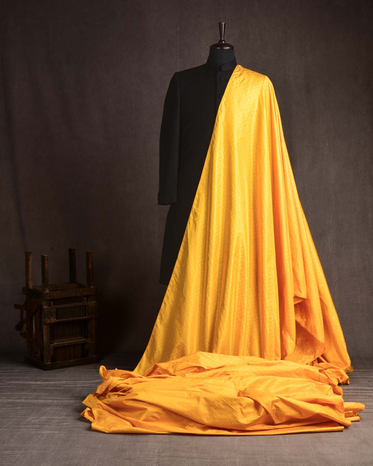 Yellow Banarasi Sona Rupa Buti Tanchoi Brocade Handwoven Katan Silk Fabric-HolyWeaves