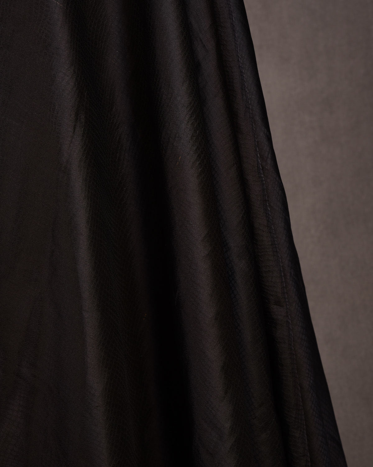 Metallic Black Python Stripes Tanchoi Handwoven Katan Silk Banarasi Fabric-HolyWeaves