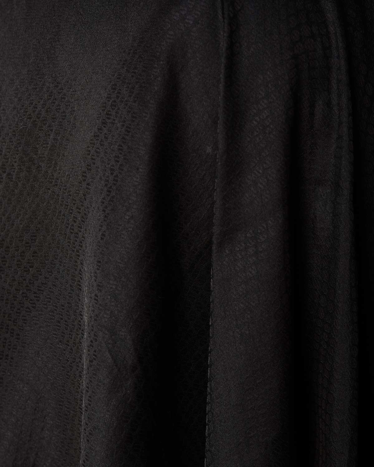 Metallic Black Python Stripes Tanchoi Handwoven Katan Silk Banarasi Fabric-HolyWeaves