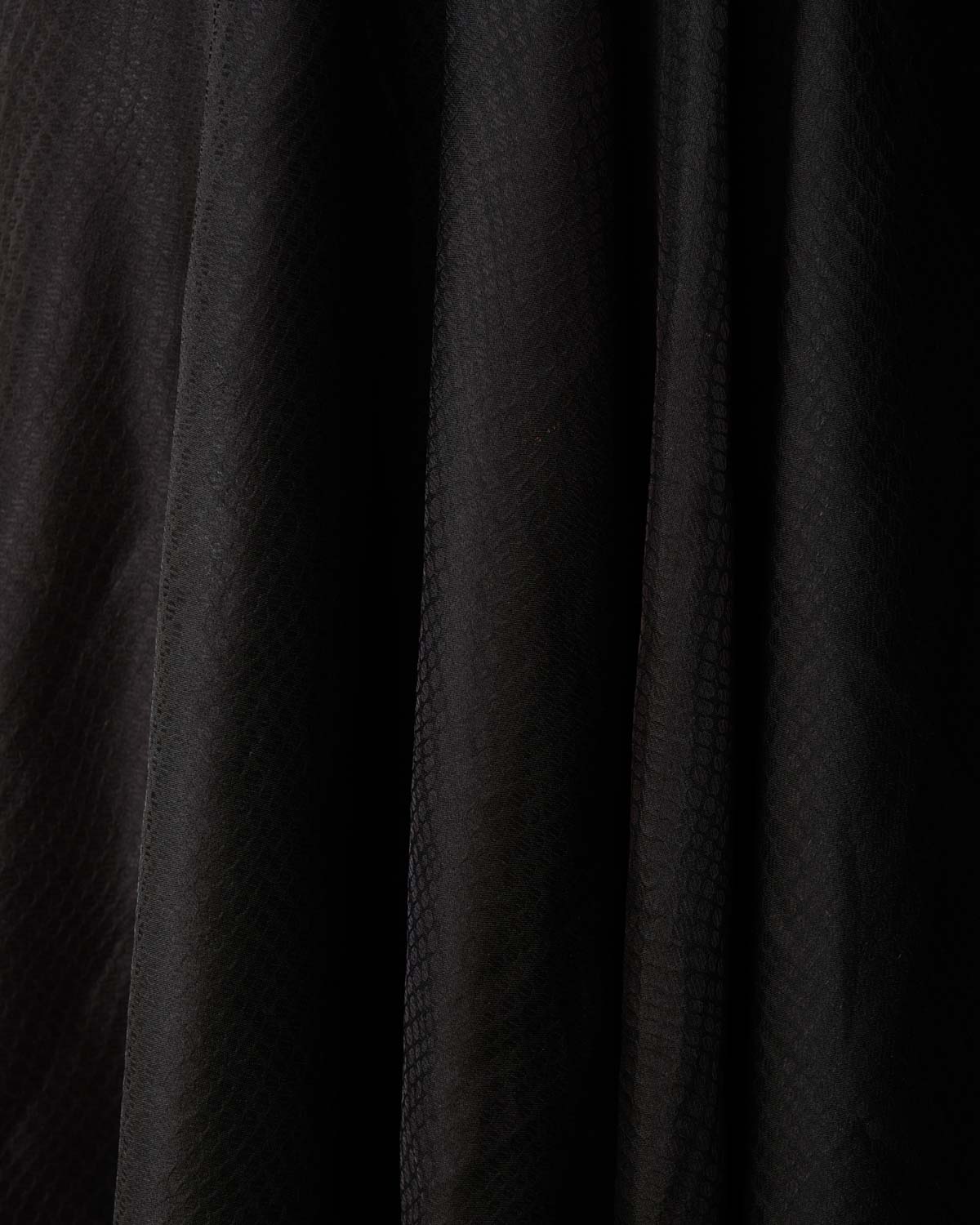 Metallic Black Python Stripes Tanchoi Handwoven Katan Silk Banarasi Fabric-HolyWeaves