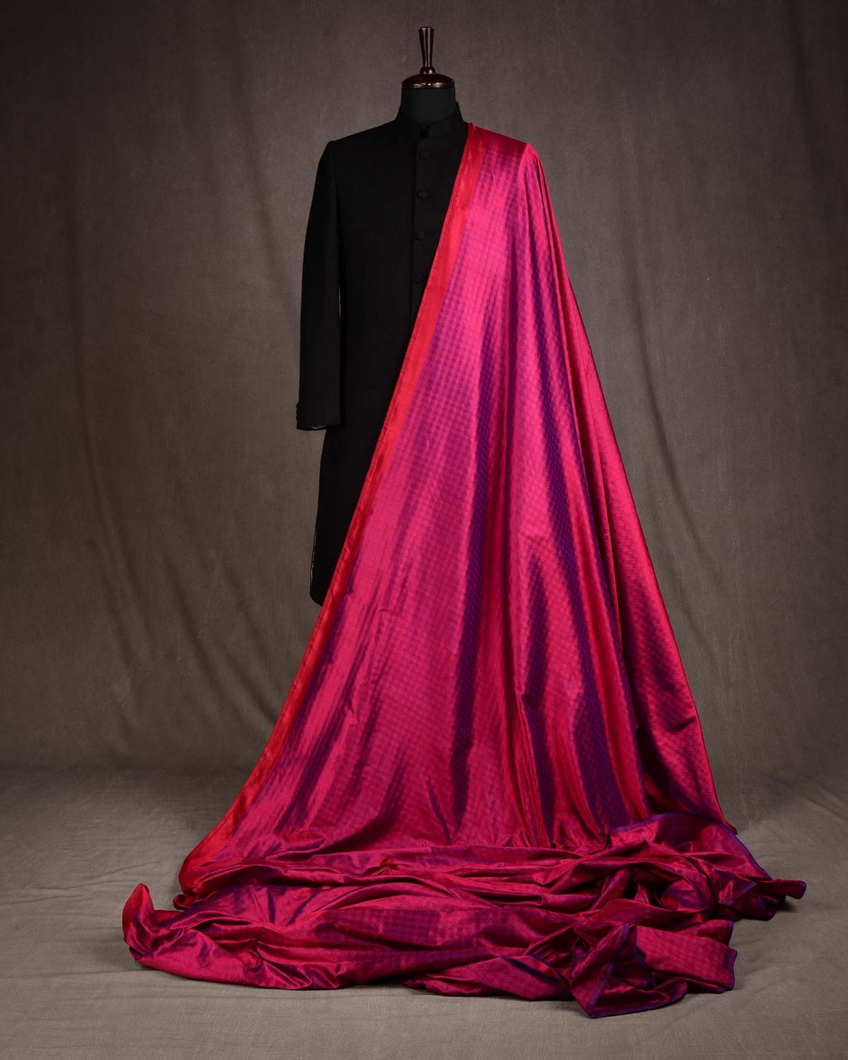 Shot Maroon Houndstooth Tanchoi Handwoven Katan Silk Banarasi Fabric-HolyWeaves