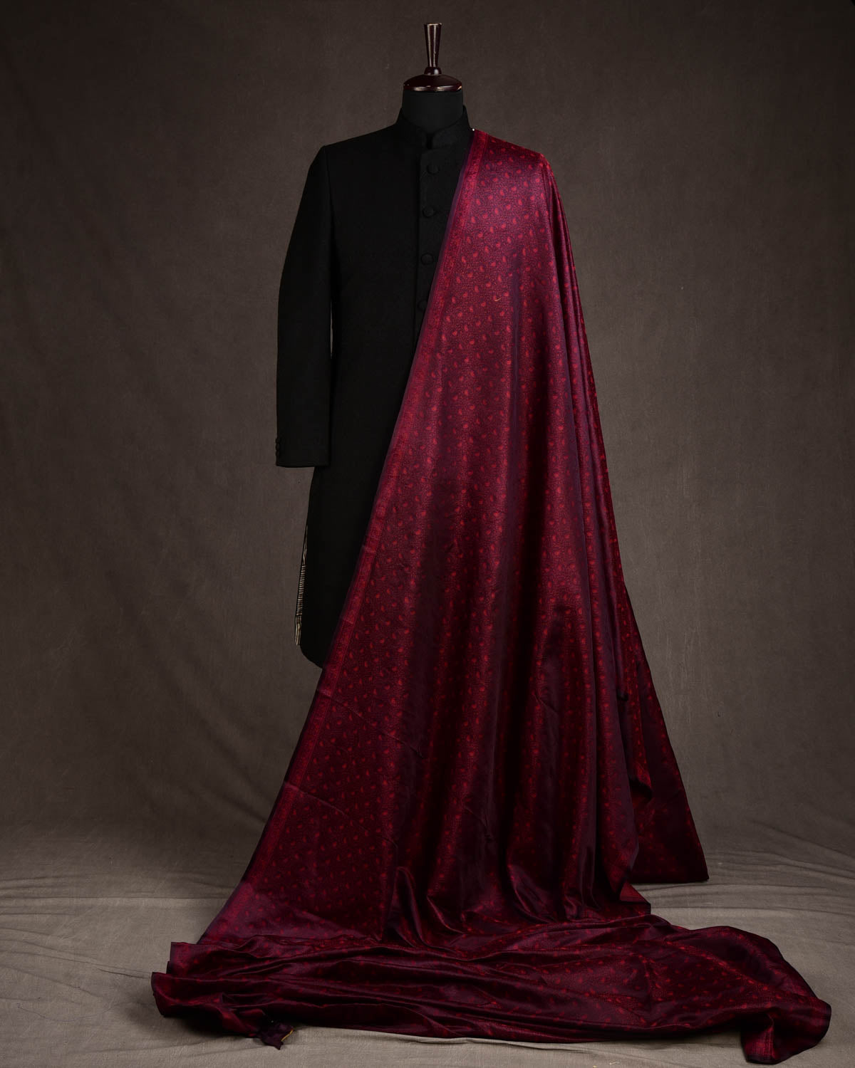 Maroon Tehri Paisley Jamawar Handwoven Katan Silk Banarasi Fabric-HolyWeaves