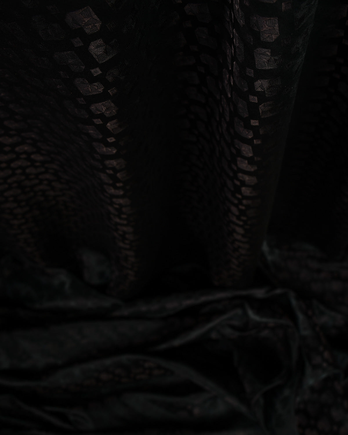 Metallic Black Diamond Hearts Satin Brocade Handwoven Katan Silk Banarasi Fabric-HolyWeaves