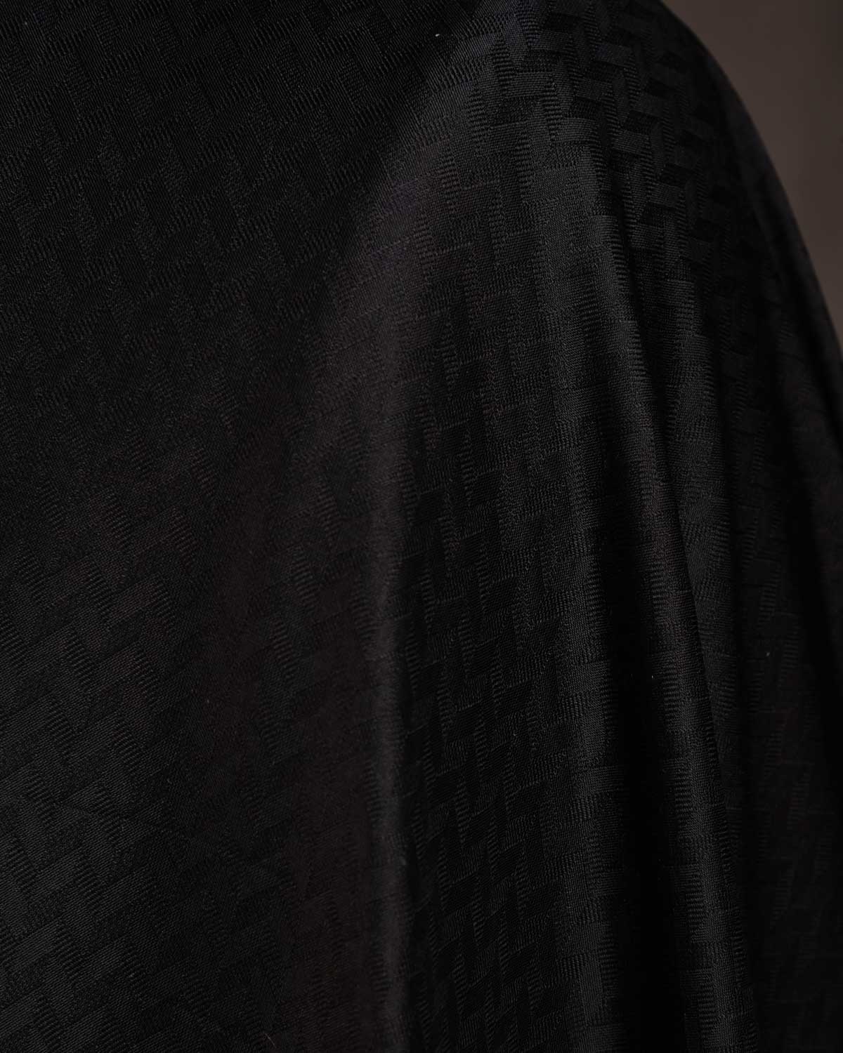 Black Herring Bone Tanchoi Handwoven Katan Silk Banarasi Fabric-HolyWeaves