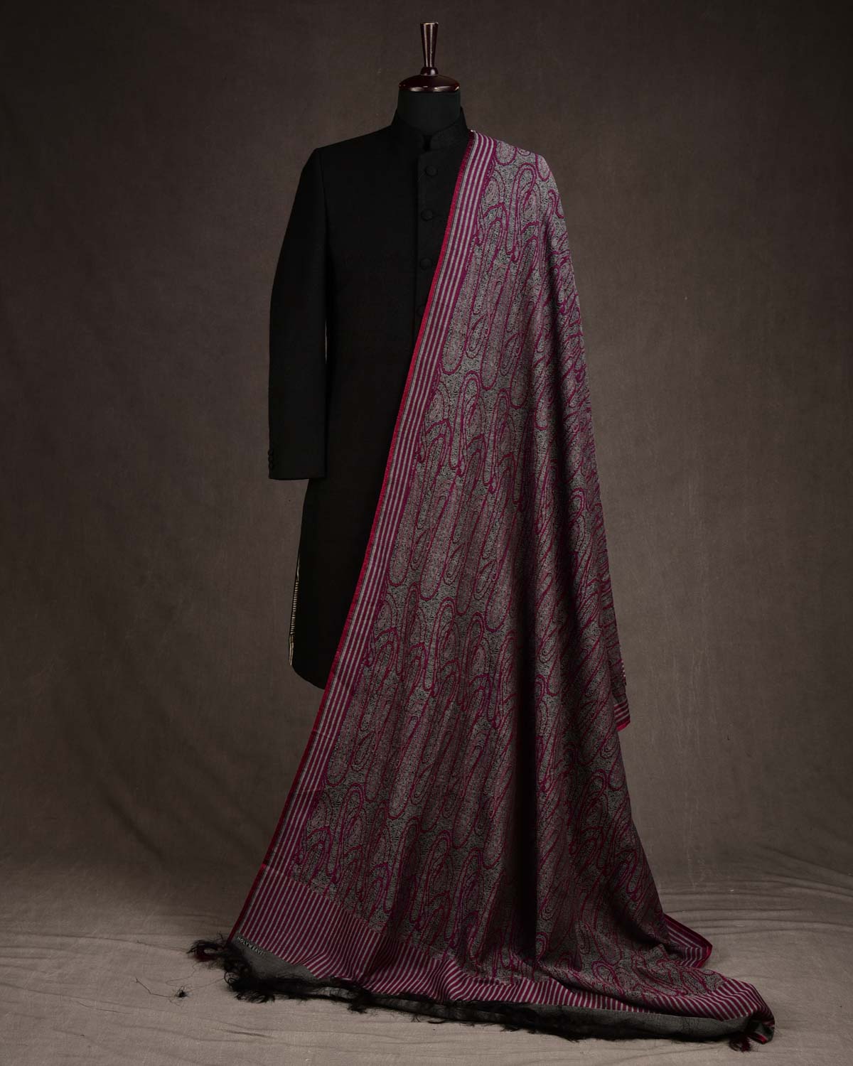 Gray Large Paisleys Tanchoi Handwoven Silk Wool Banarasi Fabric-HolyWeaves