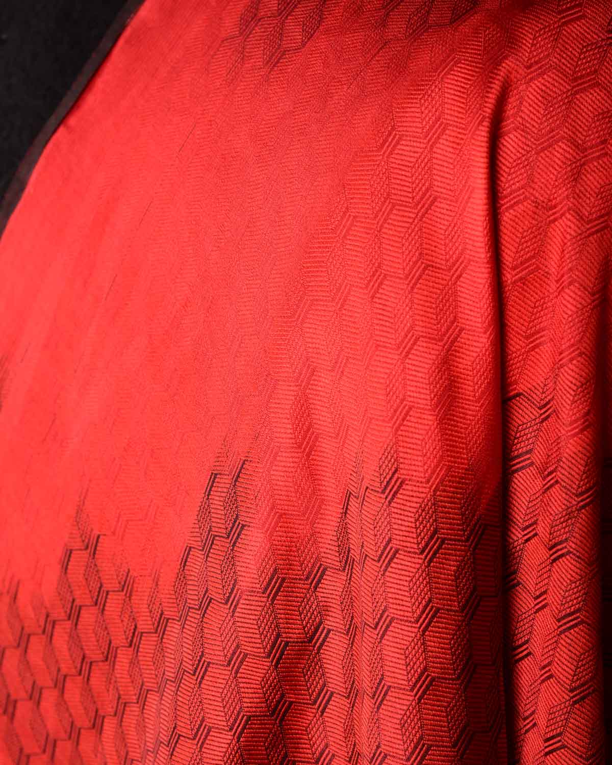 Ombre Maroon Red Geometric Tanchoi Handwoven Katan Silk Banarasi Fabric-HolyWeaves