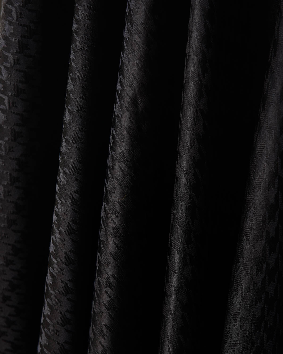 Black Satin Houndstooth Tanchoi Handwoven Katan Silk Fabric-HolyWeaves