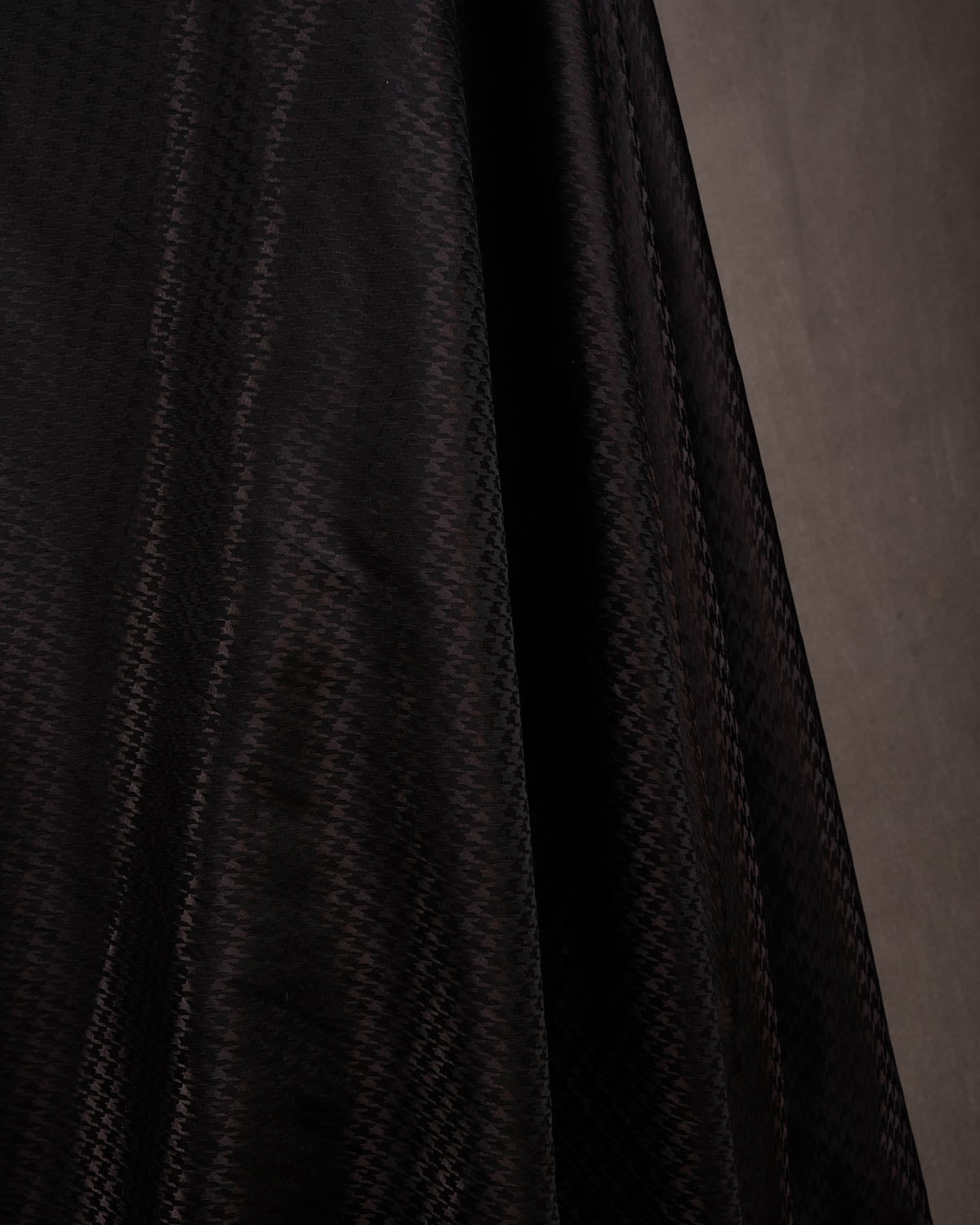 Metallic Black Satin Houndstooth Tanchoi Handwoven Katan Silk Fabric-HolyWeaves