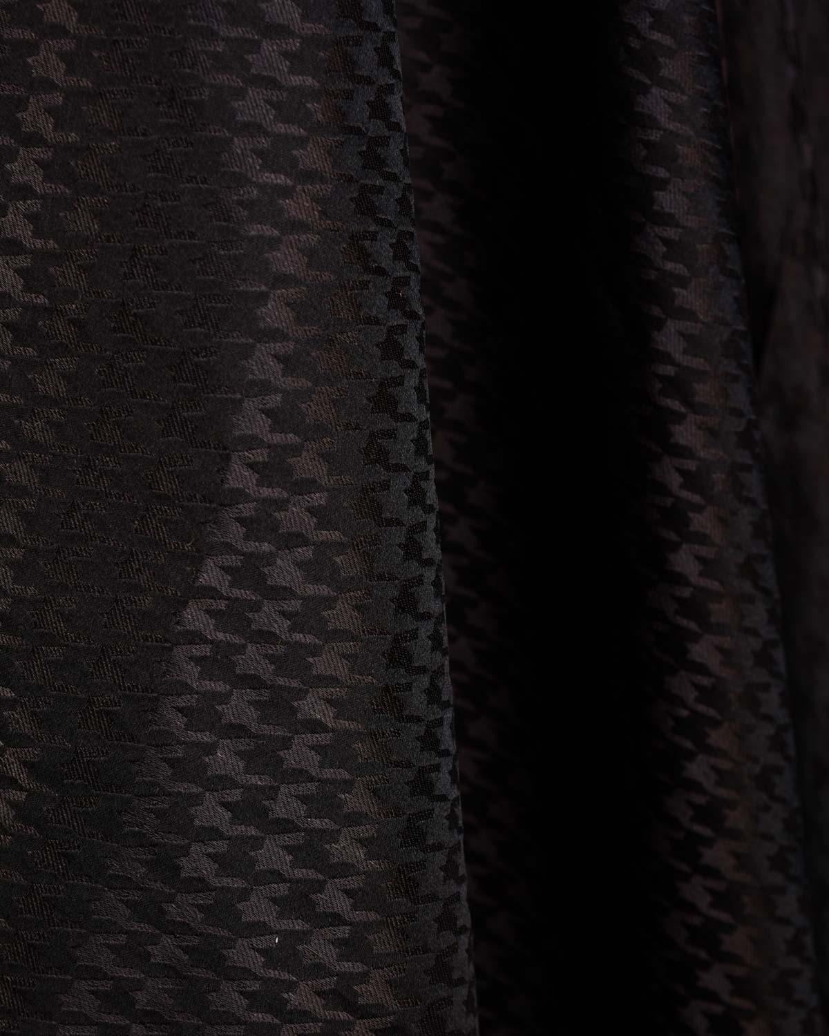Metallic Black Satin Houndstooth Tanchoi Handwoven Katan Silk Fabric-HolyWeaves