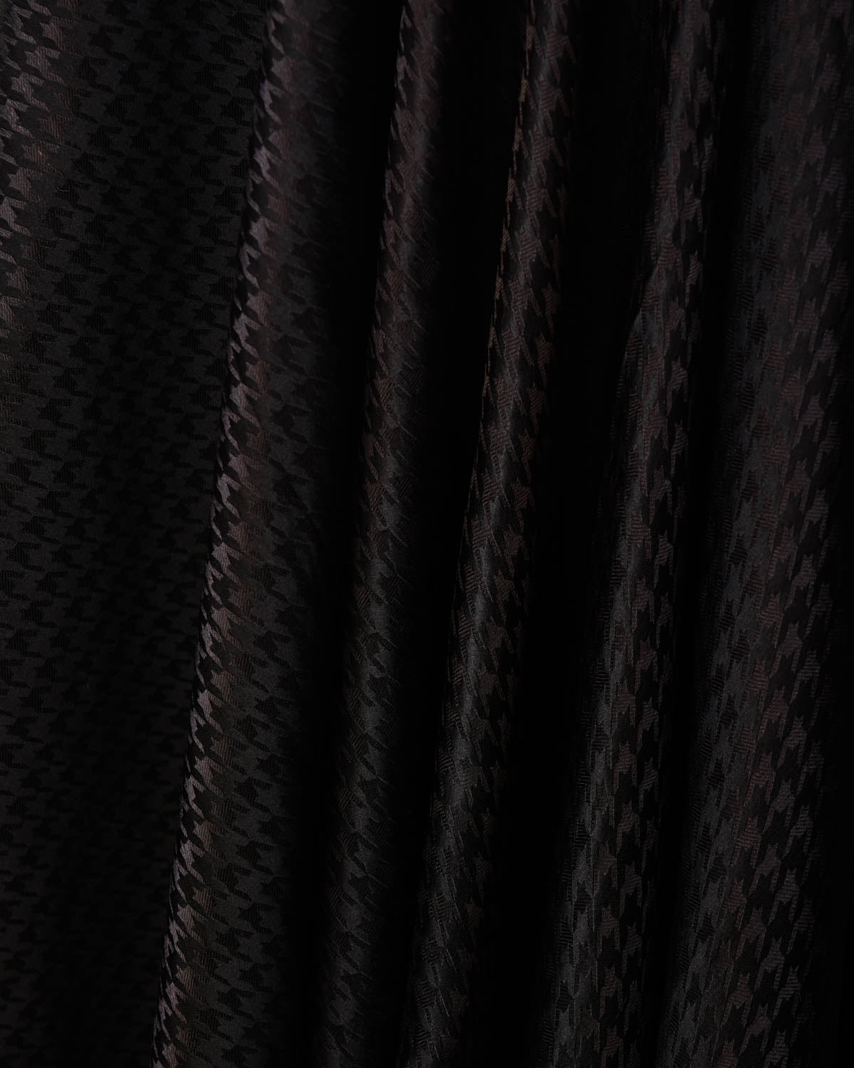 Metallic Black Satin Houndstooth Tanchoi Handwoven Katan Silk Fabric-HolyWeaves