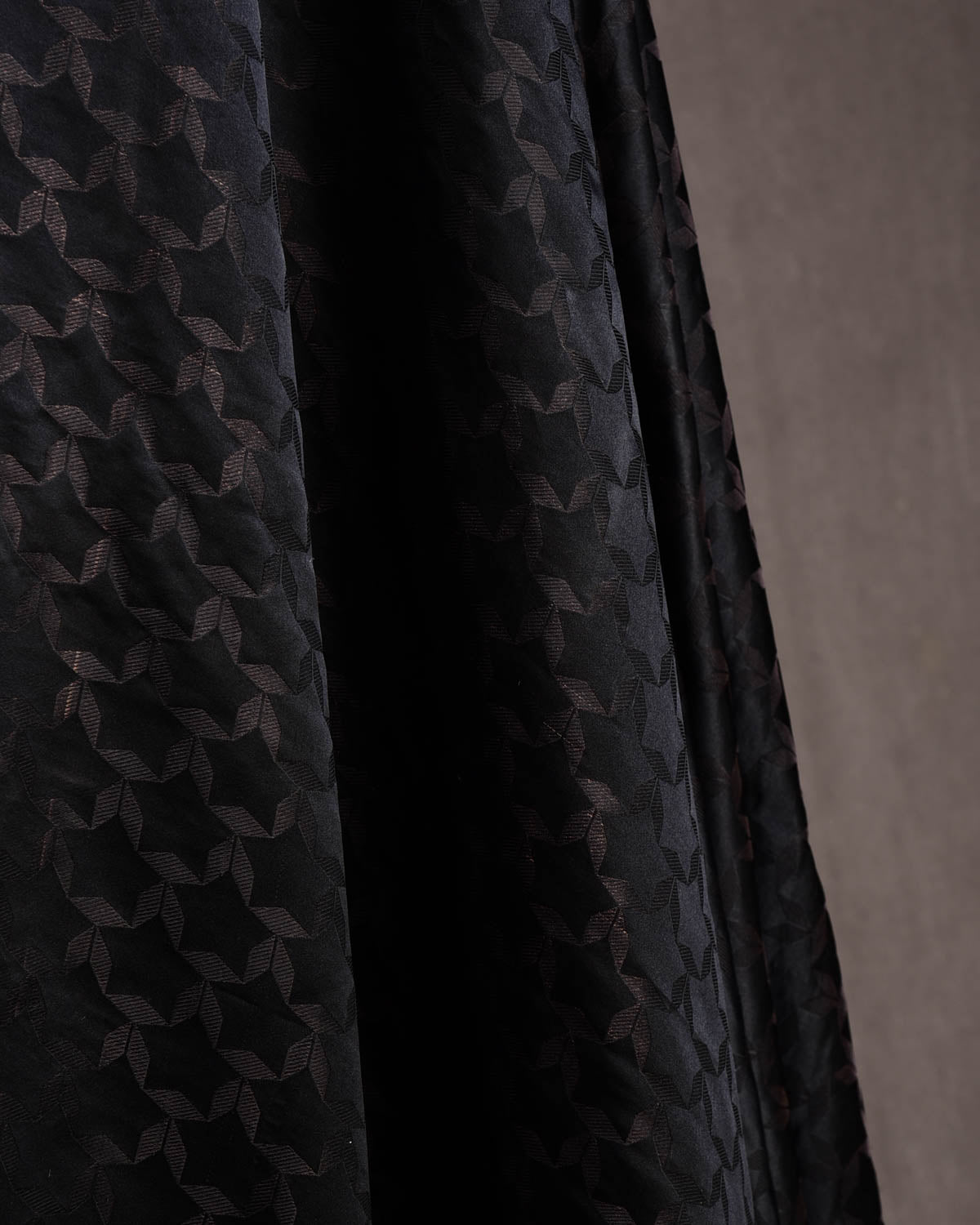 Black Kaleidoscopic Stars Satin Tanchoi Handwoven Katan Silk Banarasi Fabric-HolyWeaves