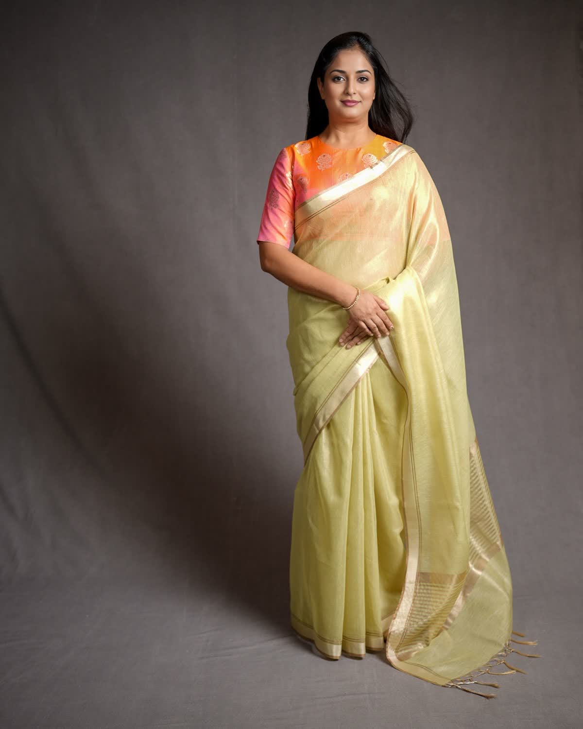 Metallic Green Banarasi Dual Zari Border Brocade Woven Art Cotton Tissue Saree-HolyWeaves