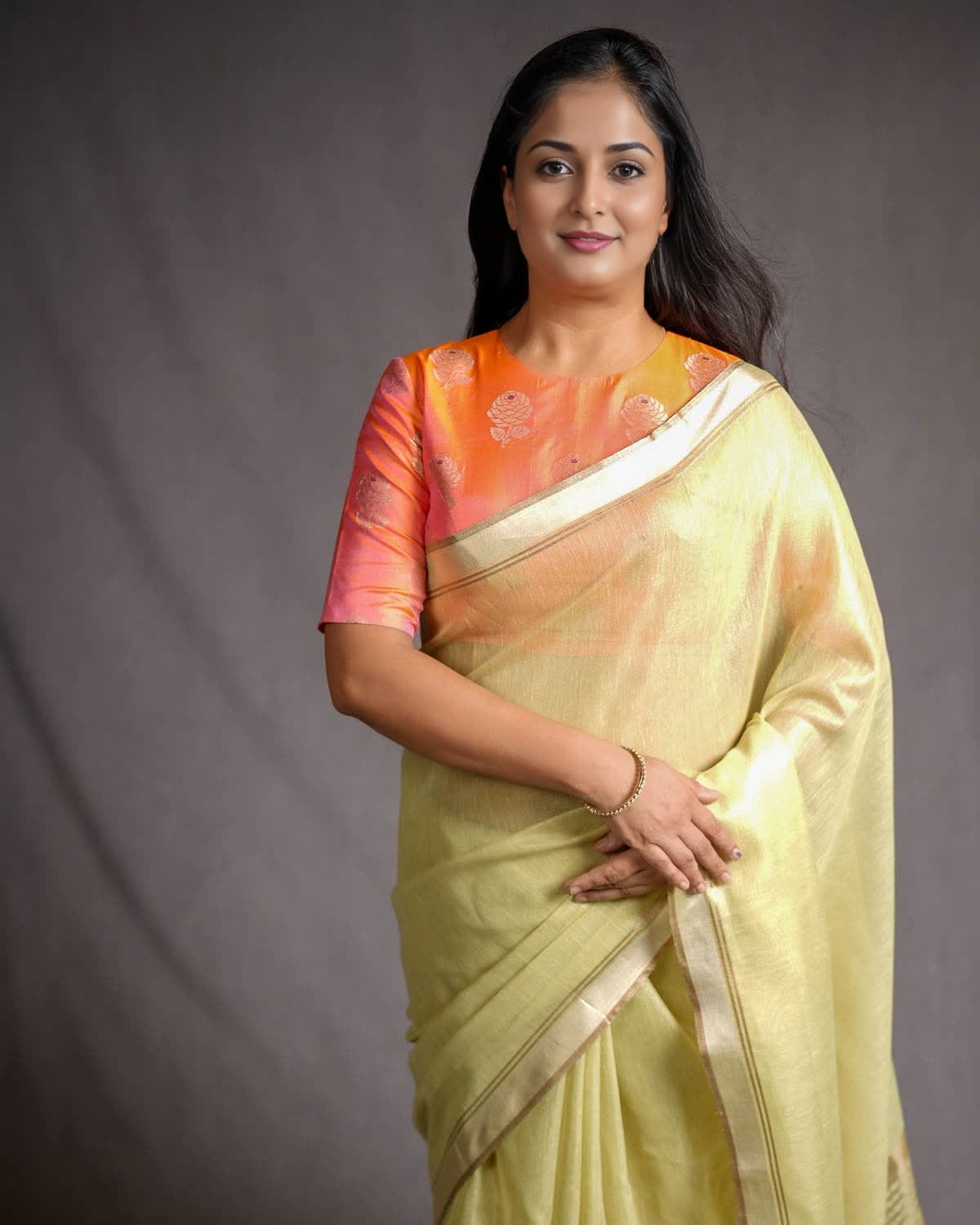 Metallic Green Banarasi Dual Zari Border Brocade Woven Art Cotton Tissue Saree-HolyWeaves