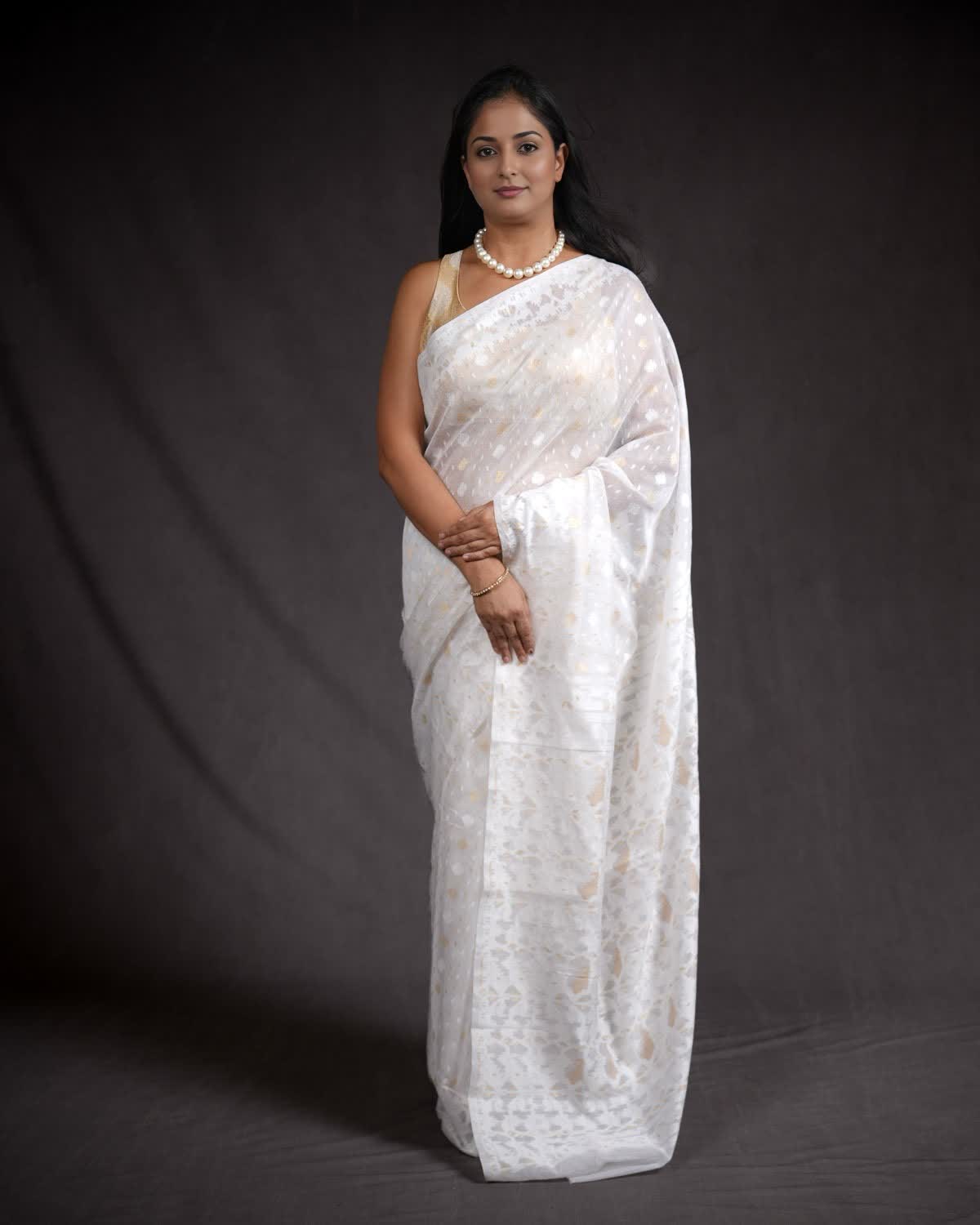 White Alfi Banarasi Dhakai Buti Cutwork Brocade Woven Cotton Silk Saree-HolyWeaves