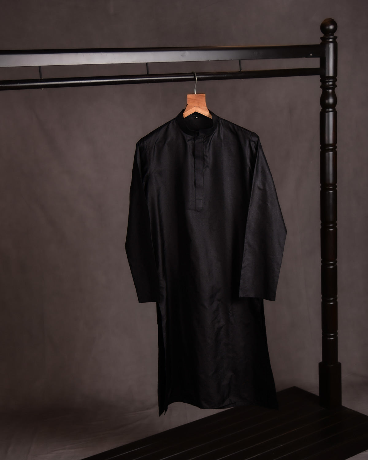 Black Banarasi Resham Tanchoi Spider Brocade Handwoven Katan Silk Mens Kurta Pyjama-HolyWeaves