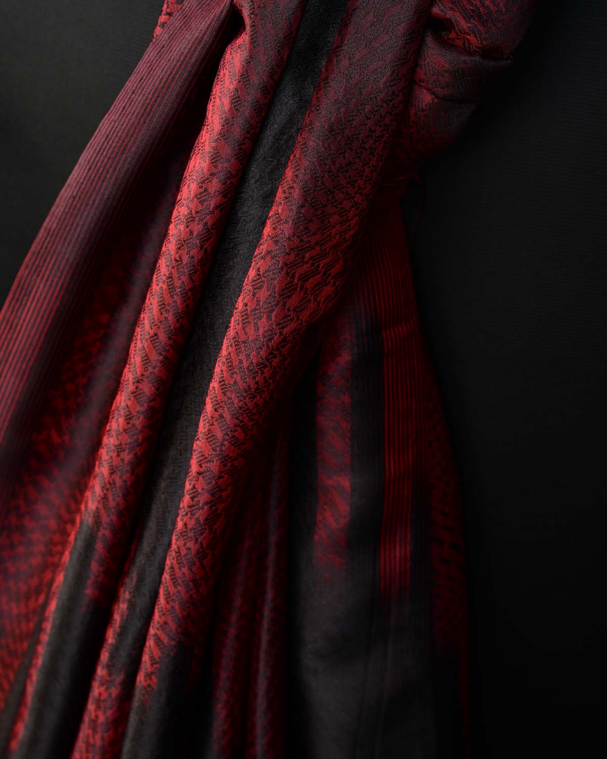 Ombre Maroon Houndstooth Cyclone Tanchoi Handwoven Silk Unisex Scarf 80"x22"-HolyWeaves