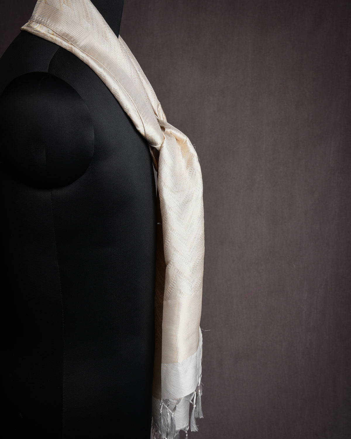 White Banarasi Gold & Silver Zari Zig Zag Alfi Brocade Handwoven Unisex Silk Scarf 78"x10"-HolyWeaves