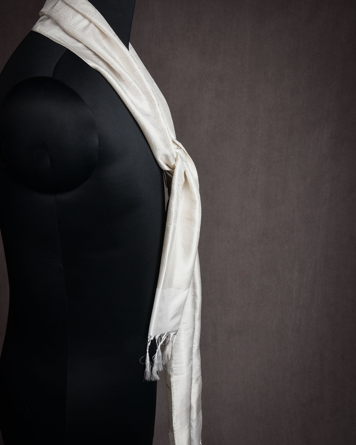 White Banarasi Oceanic Pisces Silver Zari Brocade Handwoven Unisex Silk Scarf 80"x10"-HolyWeaves