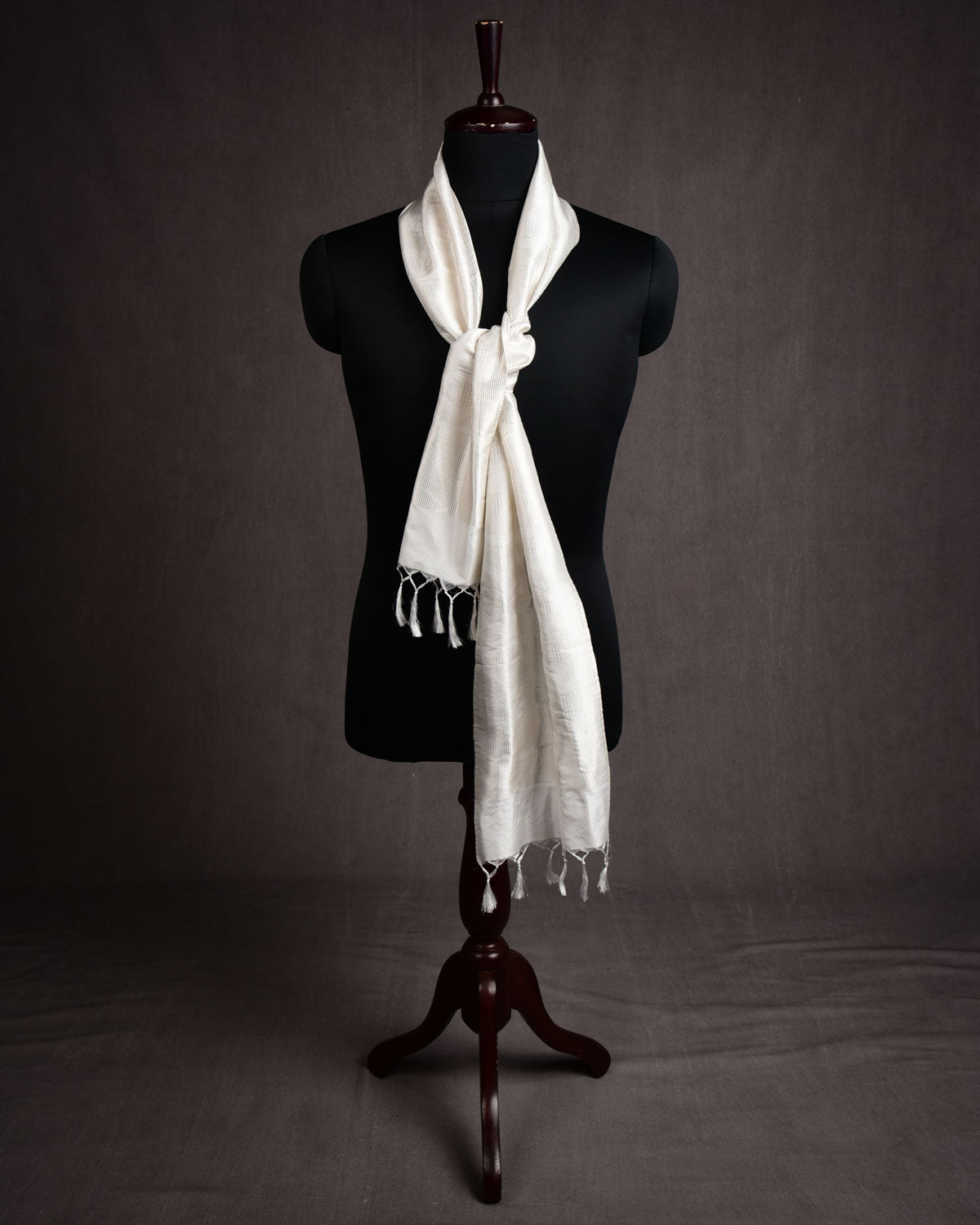 White Banarasi Oceanic Pisces Silver Zari Brocade Handwoven Unisex Silk Scarf 80"x10"-HolyWeaves