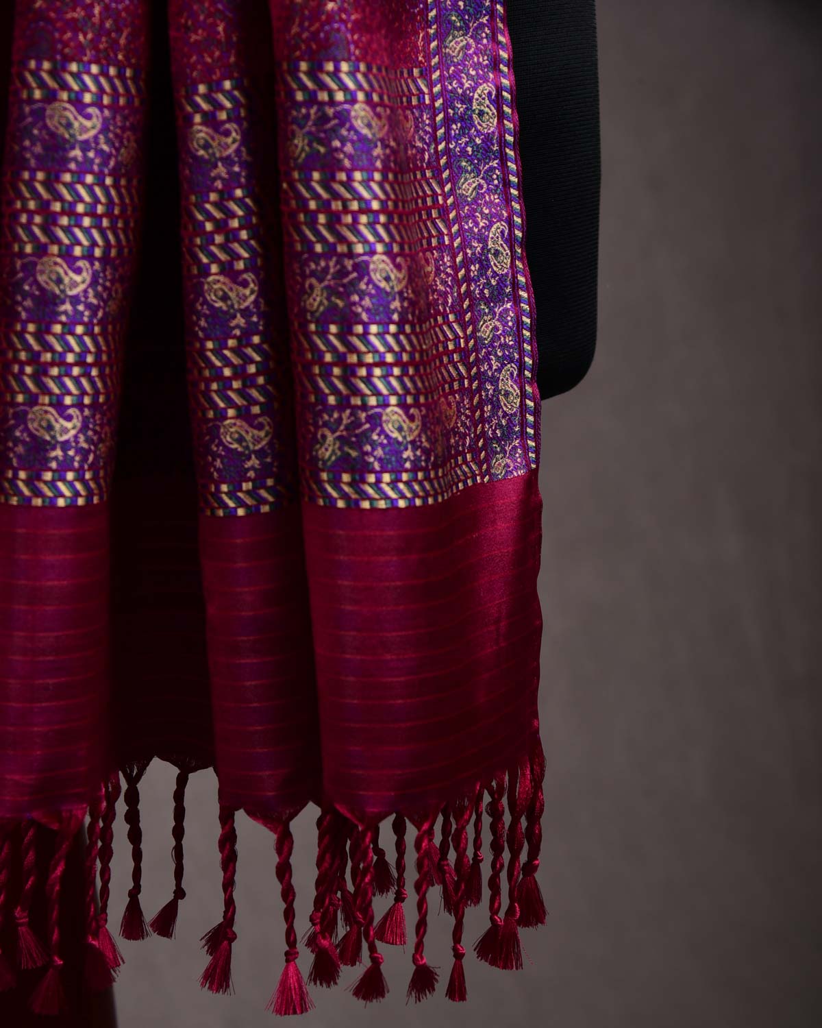 Maroon Tehra Paisley Jamawar Handwoven Silk Unisex Scarf 80"x22"-HolyWeaves