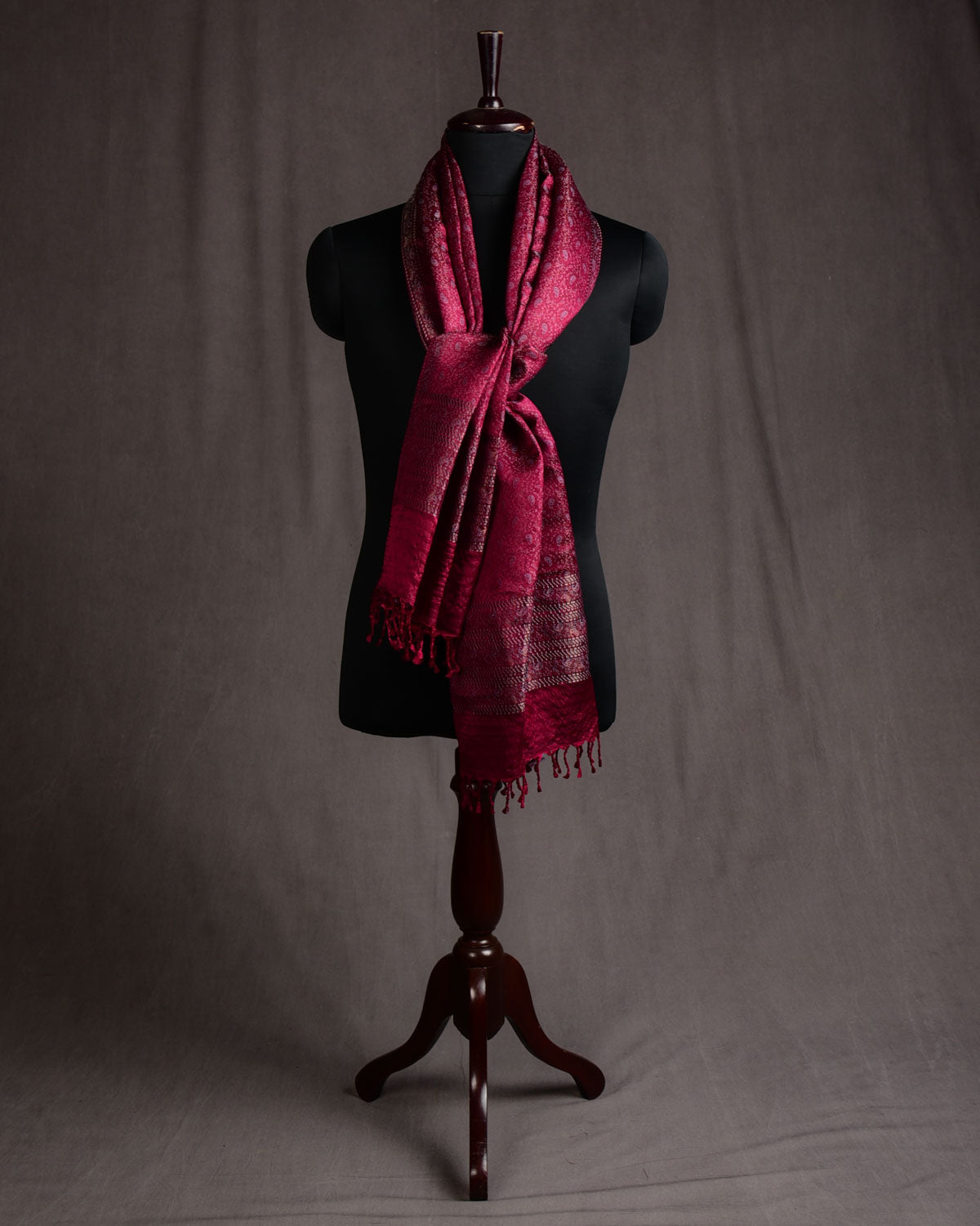 Metallic Maroon Tehra Paisley Jamawar Handwoven Silk Unisex Scarf 80"x22"-HolyWeaves