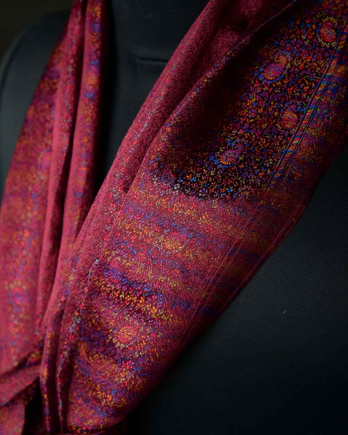 Metallic Mahogany Tehra Paisley Jamawar Handwoven Silk Unisex Scarf 80"x22"-HolyWeaves