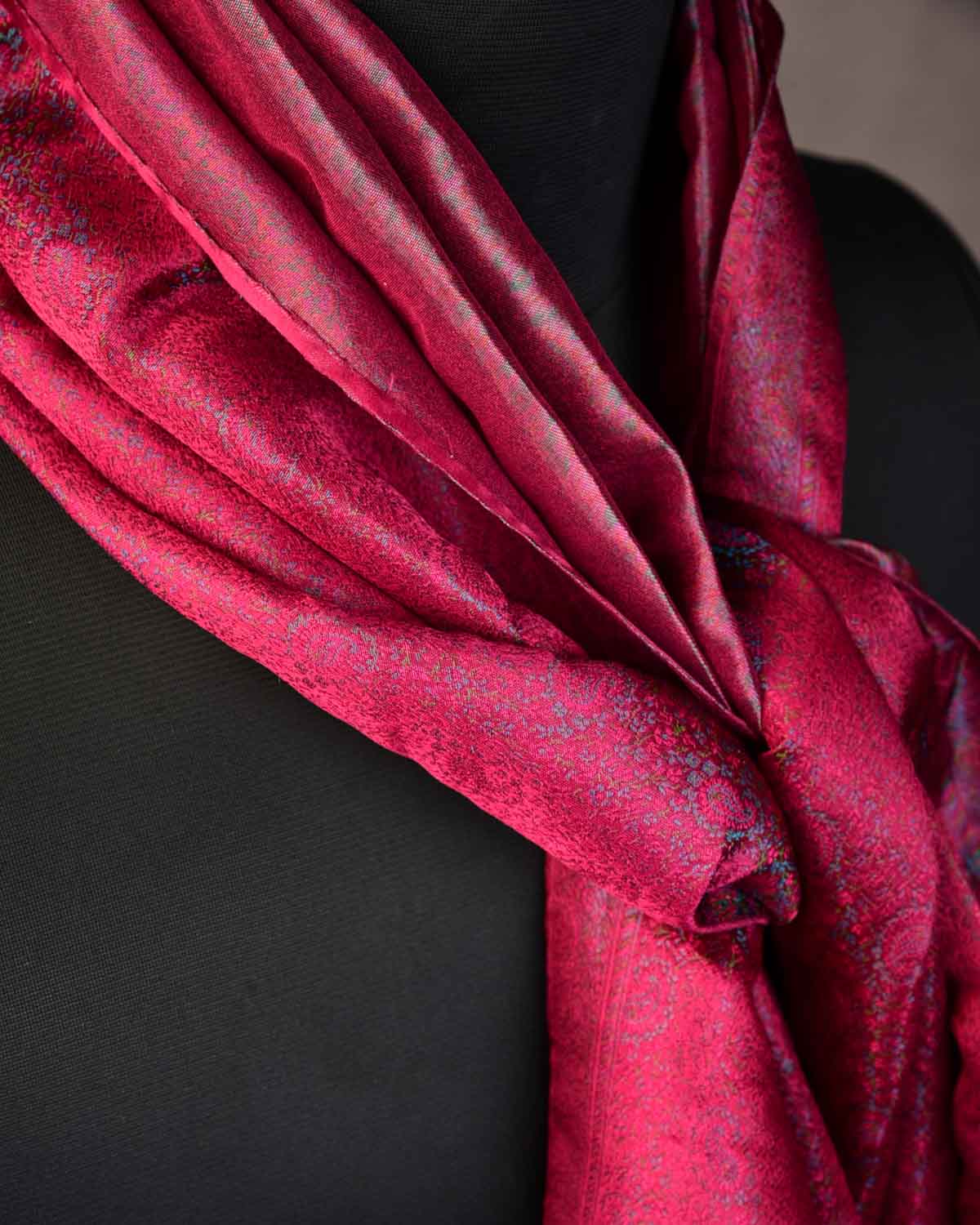 Metallic Maroon Tehra Paisley Jamawar Handwoven Silk Unisex Scarf 80"x22"-HolyWeaves