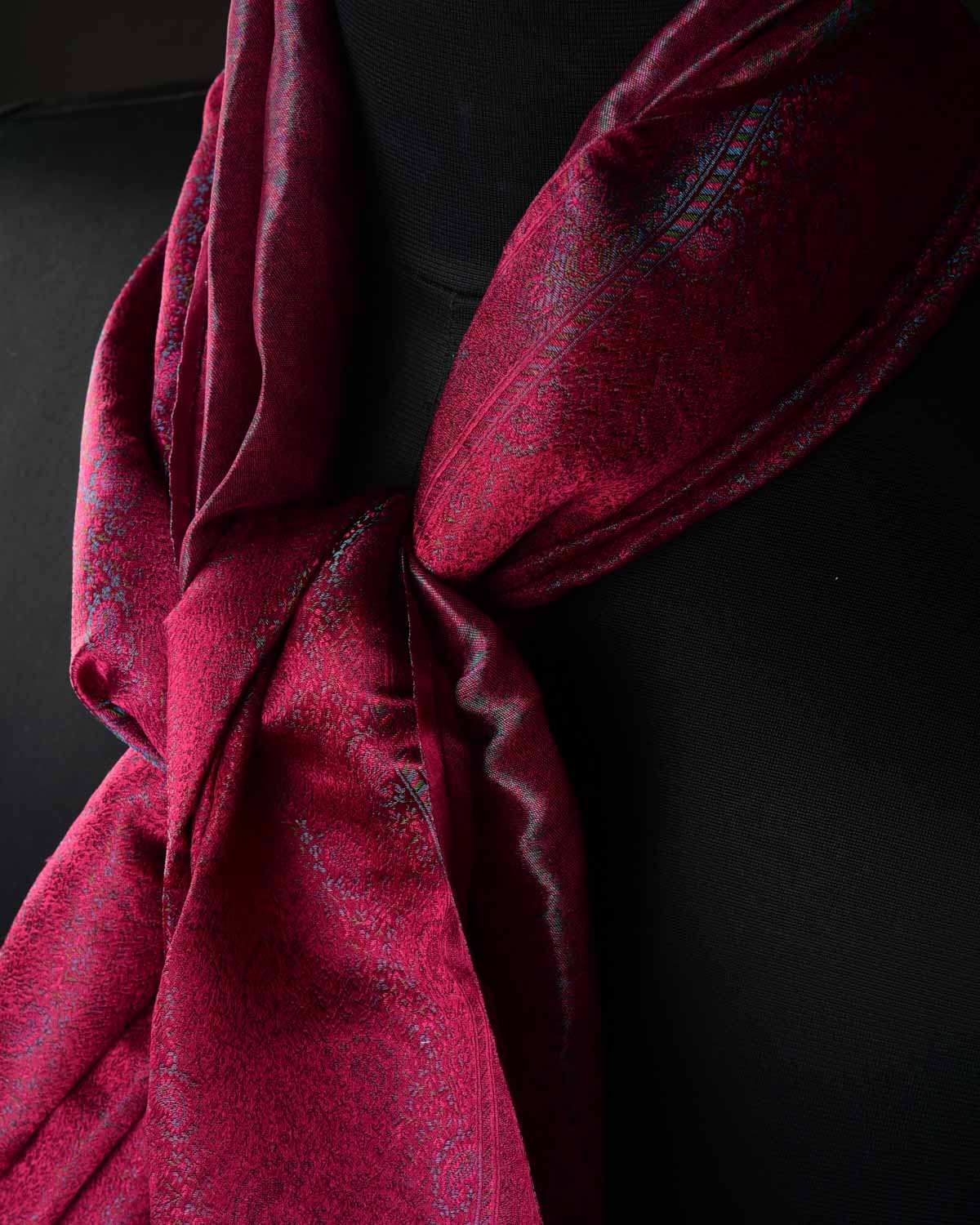 Metallic Maroon Tehra Paisley Jamawar Handwoven Silk Unisex Scarf 80"x22"-HolyWeaves