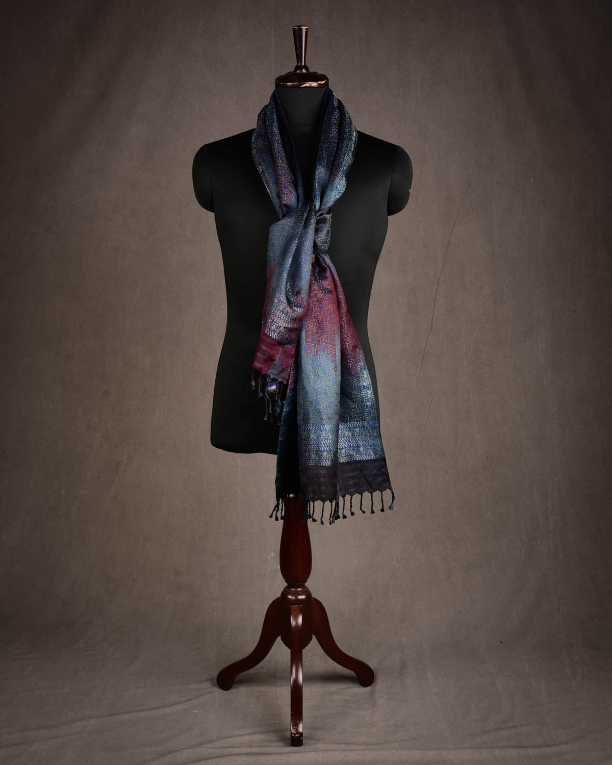 Ombre Metallic Blue-Green Tehra Paisley Satin Jamawar Handwoven Silk Unisex Scarf 76"x22"-HolyWeaves