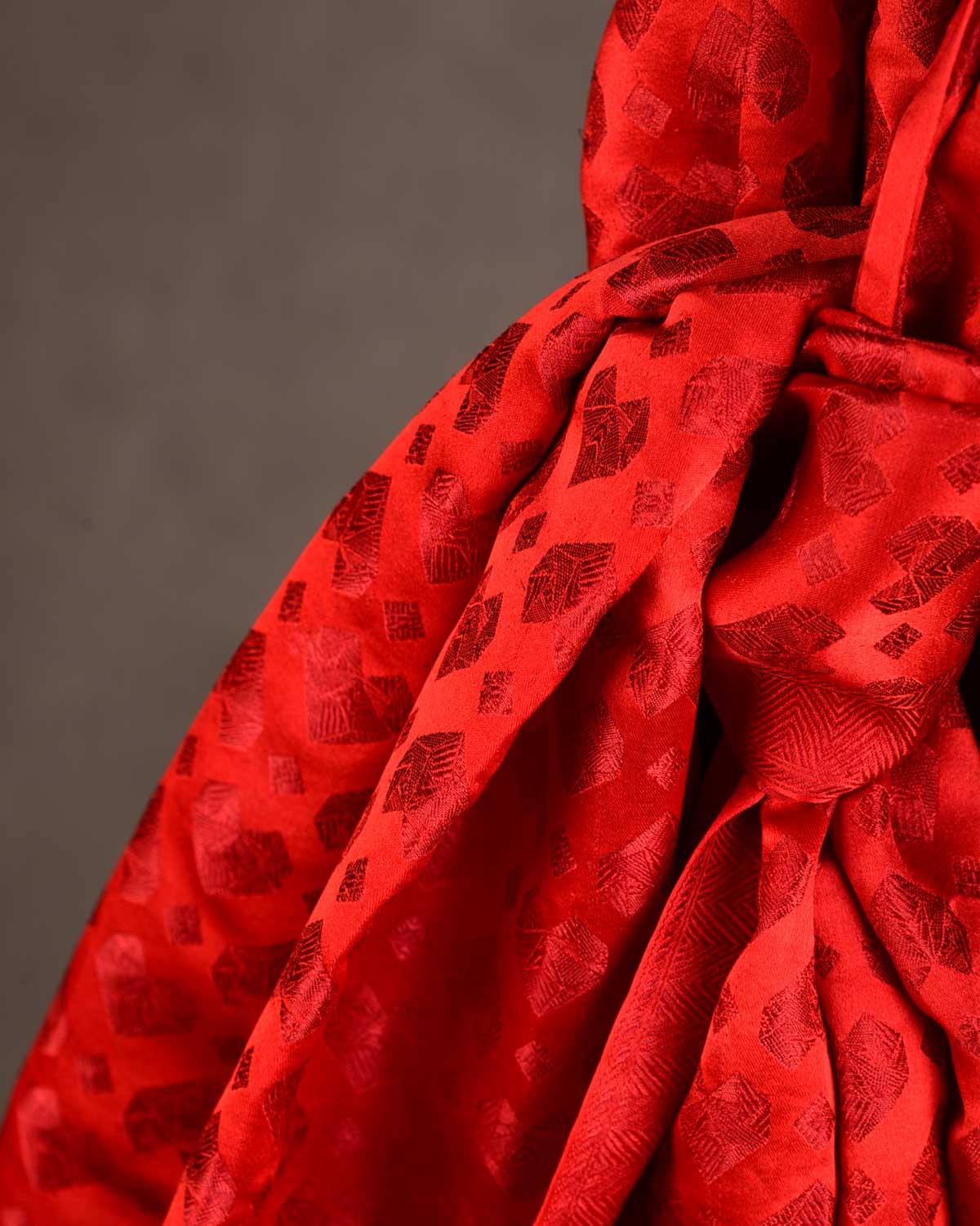 Metallic Red Diamond Hearts Satin Tanchoi Handwoven Silk Unisex Scarf 80"x22"-HolyWeaves