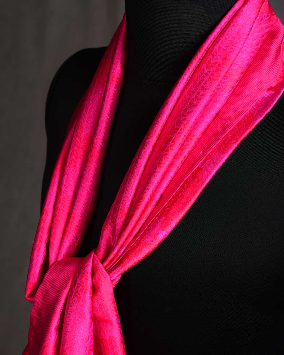 Red & Fuchsia Pink Herring Bone Tanchoi Handwoven Silk Unisex Scarf 80"x22"-HolyWeaves