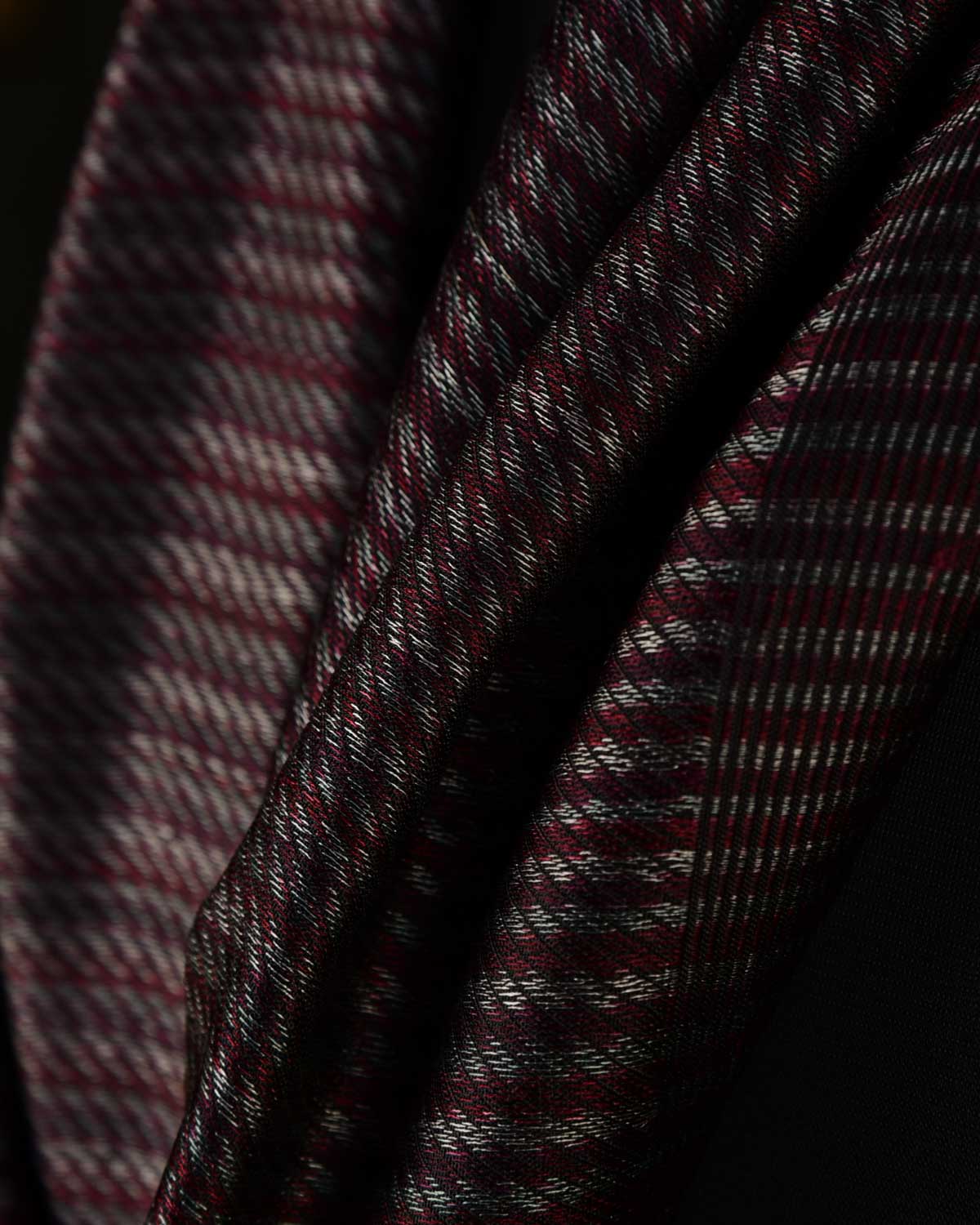 Variegated Black Houndstooth Tanchoi Handwoven Silk Unisex Scarf 80"x22"-HolyWeaves