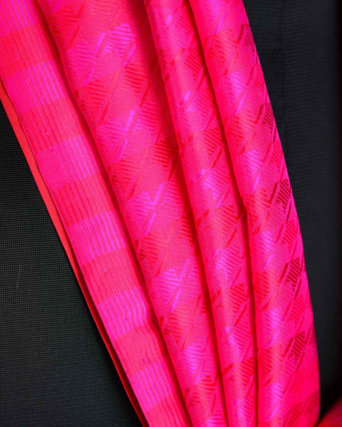 Shot Red-Pink Houndstooth Tanchoi Handwoven Silk Unisex Scarf 80"x22"-HolyWeaves