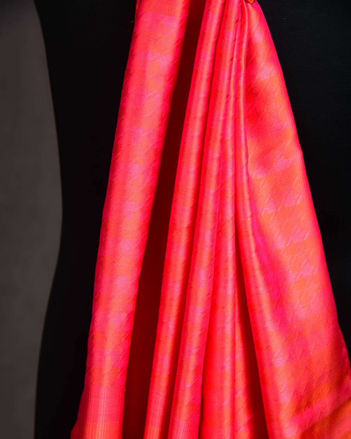 Shot Peach Houndstooth Tanchoi Handwoven Silk Unisex Scarf 80"x22"-HolyWeaves