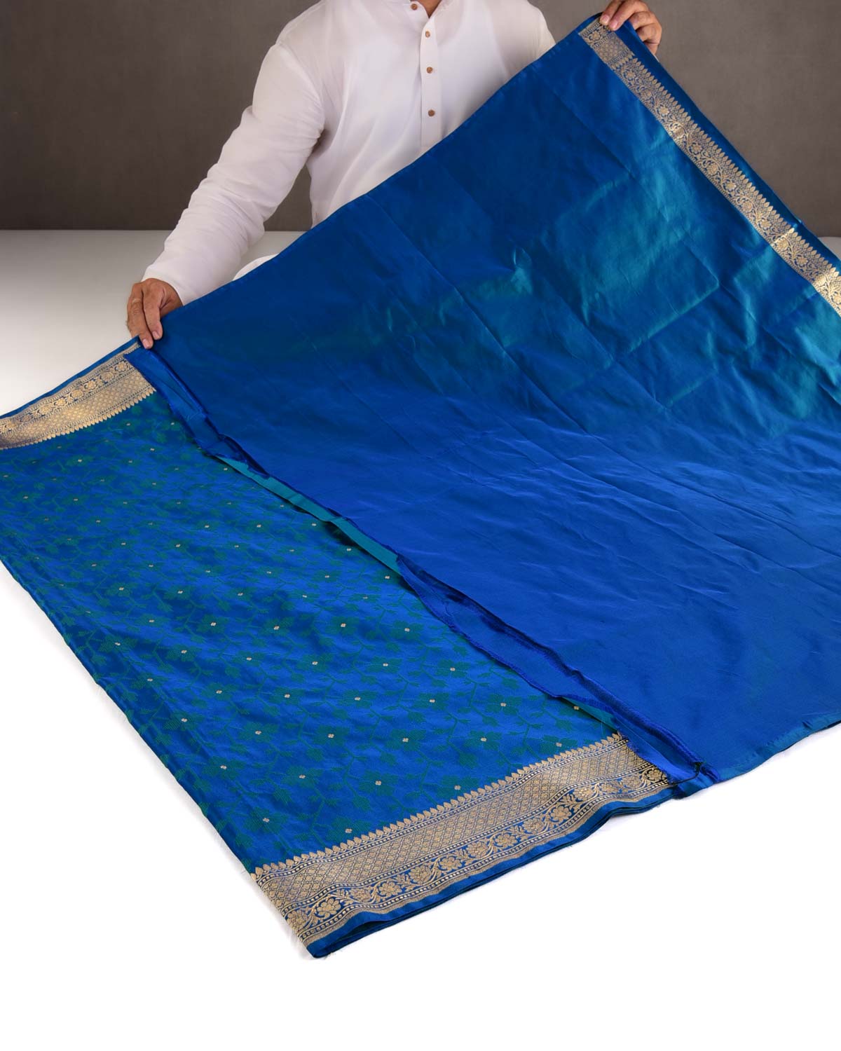 Shot Blue-Green Leheriya Satin Tanchoi Brocade Handwoven Katan Silk Banarasi Saree-HolyWeaves