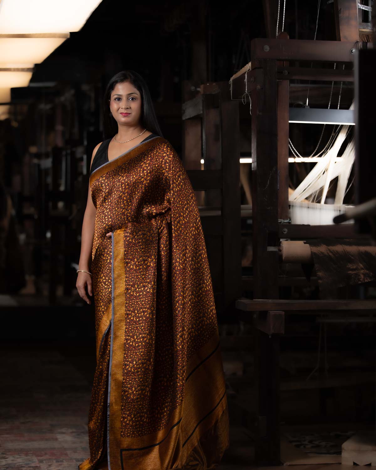 Black Banarasi Alfi Jaguar Resham Brocade Handwoven Katan Silk Saree-HolyWeaves