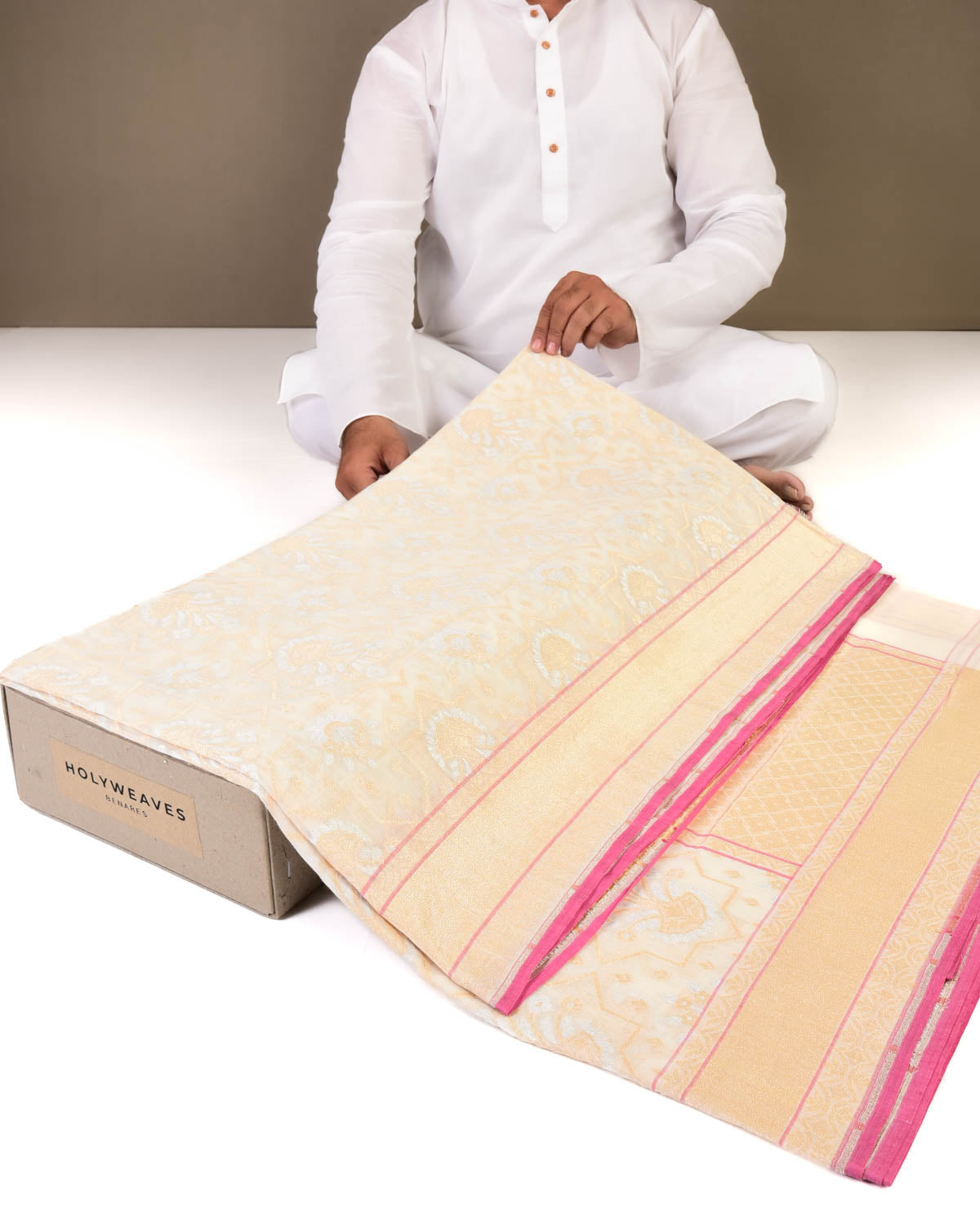 White Banarasi Ektara Sona Rupa Pauri Cutwork Brocade Handwoven Cotton Silk Saree-HolyWeaves