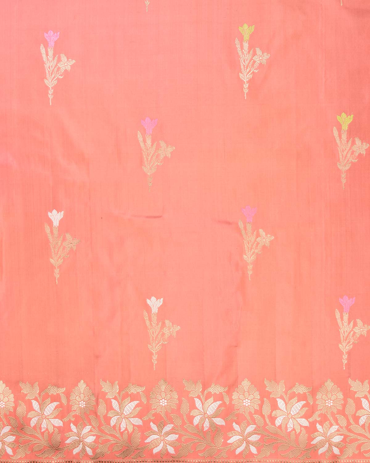 Peach Banarasi Sona Rupa Tuberose Floral Buta Kadhuan Brocade Handwoven Katan Silk Saree-HolyWeaves